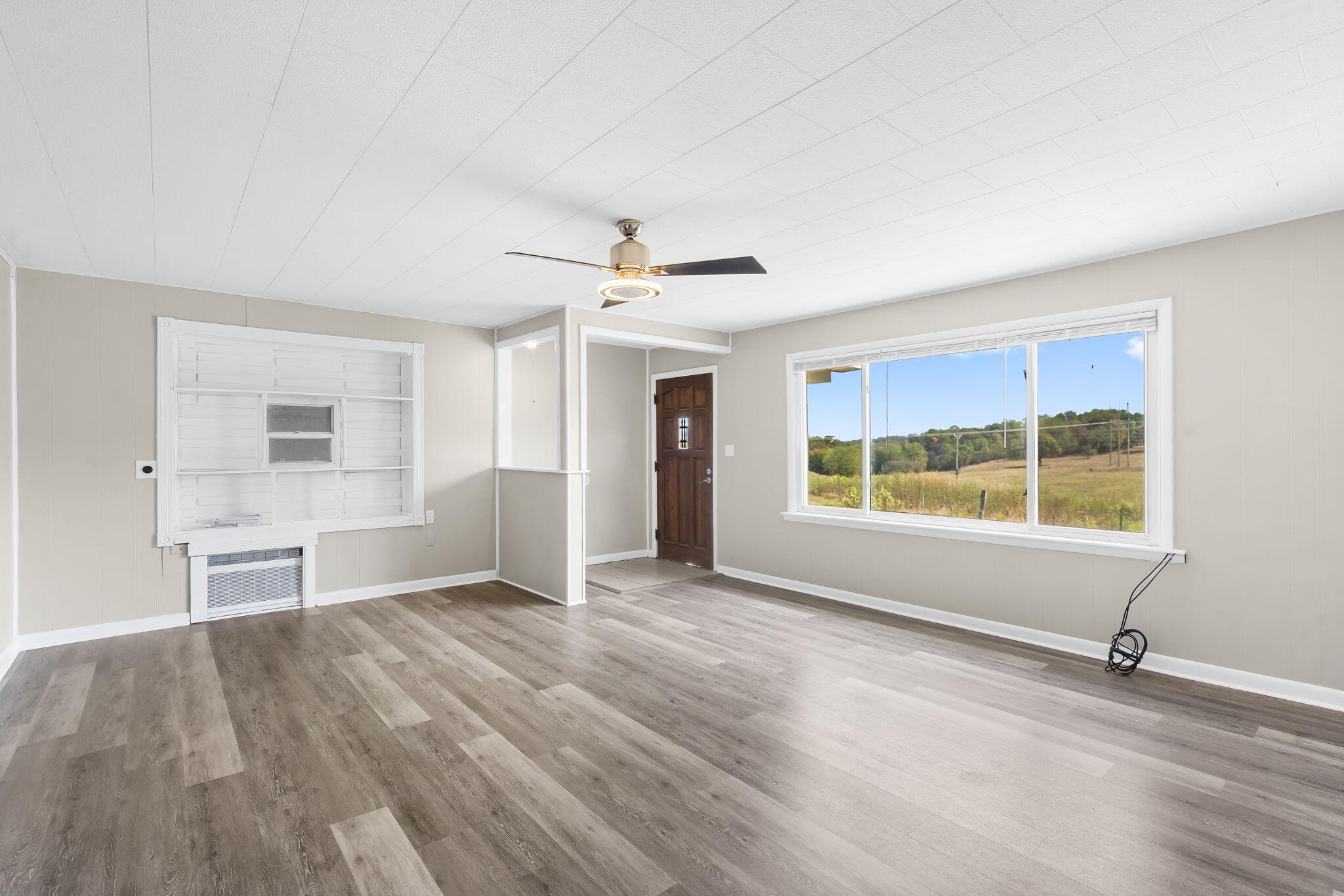 7651 North Farm Road 53 Property Photo 8