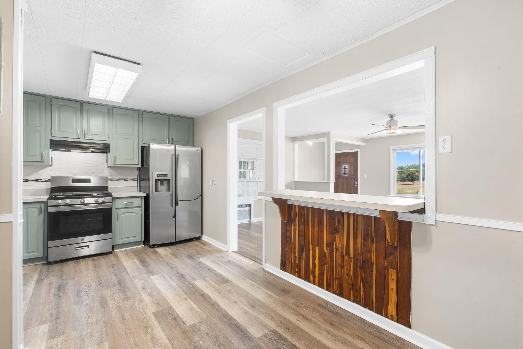 7651 North Farm Road 53 Property Photo 11