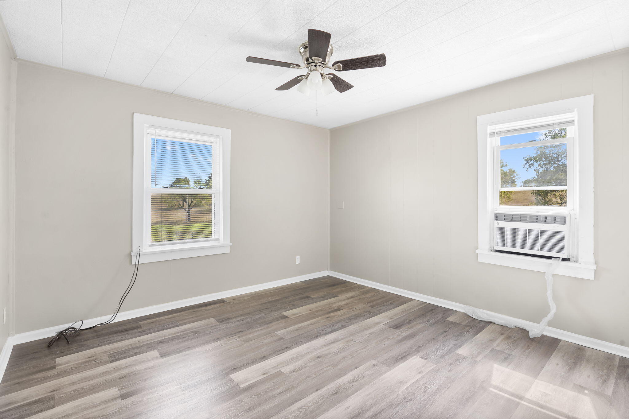 7651 North Farm Road 53 Property Photo 15