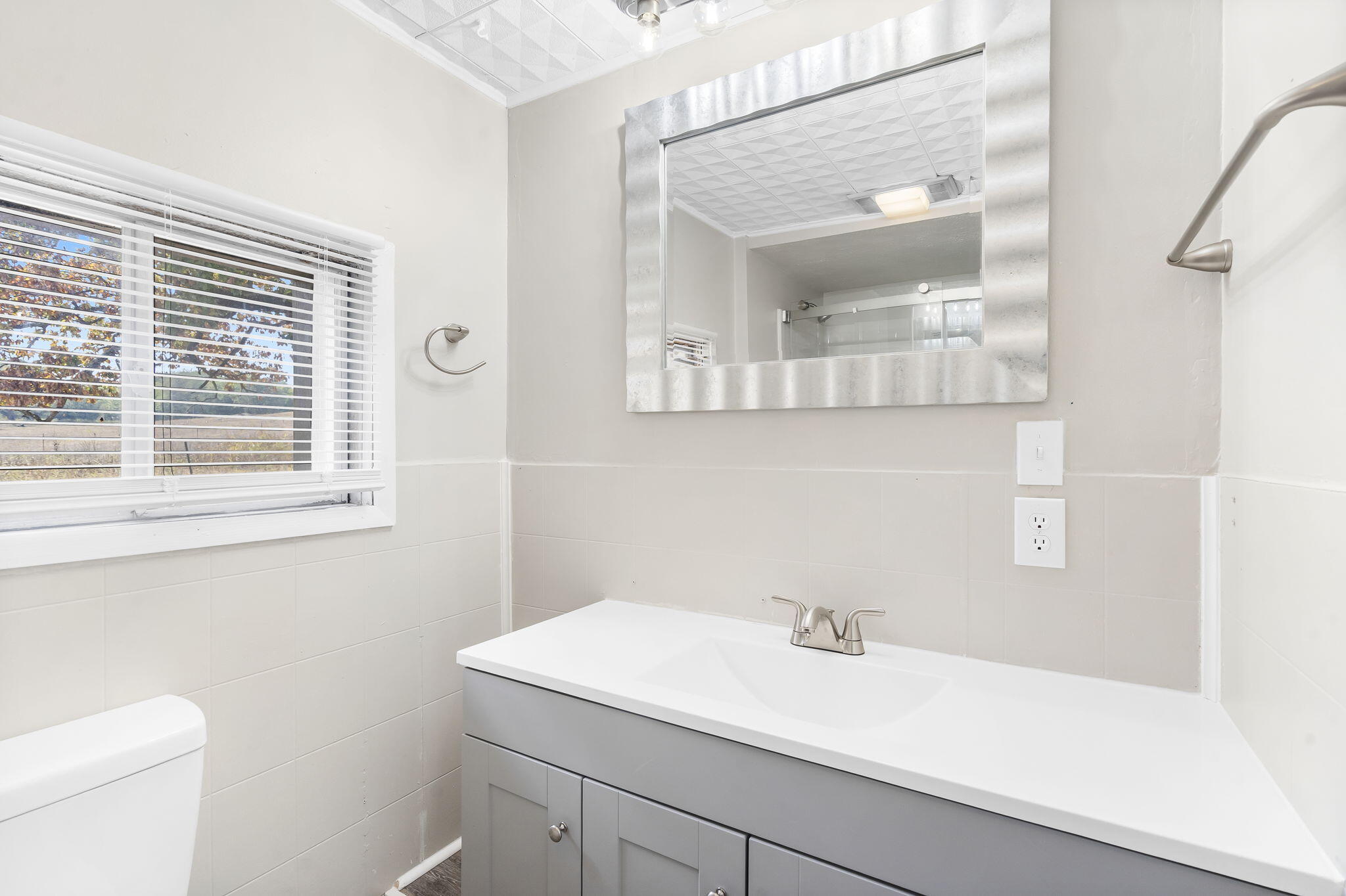 7651 North Farm Road 53 Property Photo 20