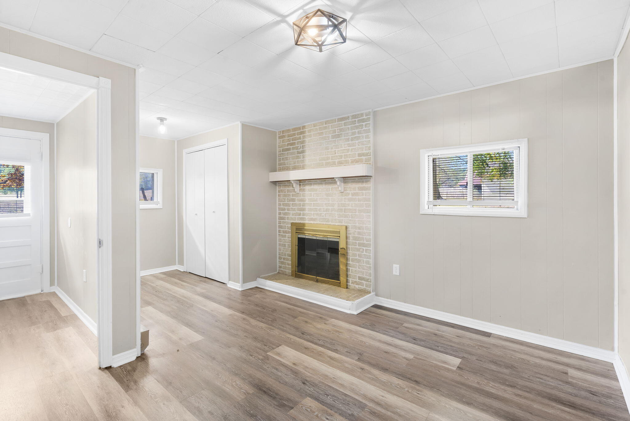 7651 North Farm Road 53 Property Photo 22