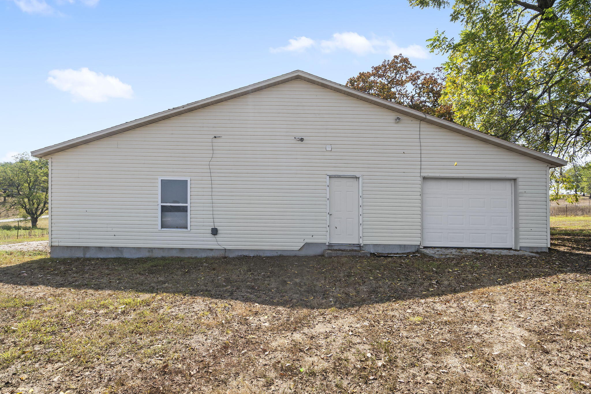 7651 North Farm Road 53 Property Photo 29