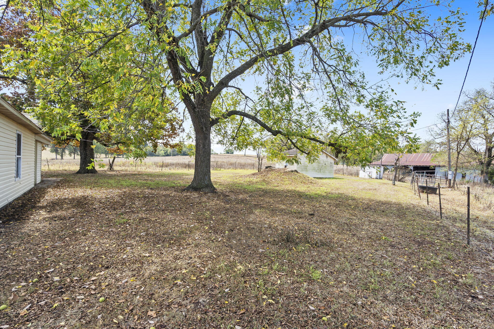 7651 North Farm Road 53 Property Photo 33