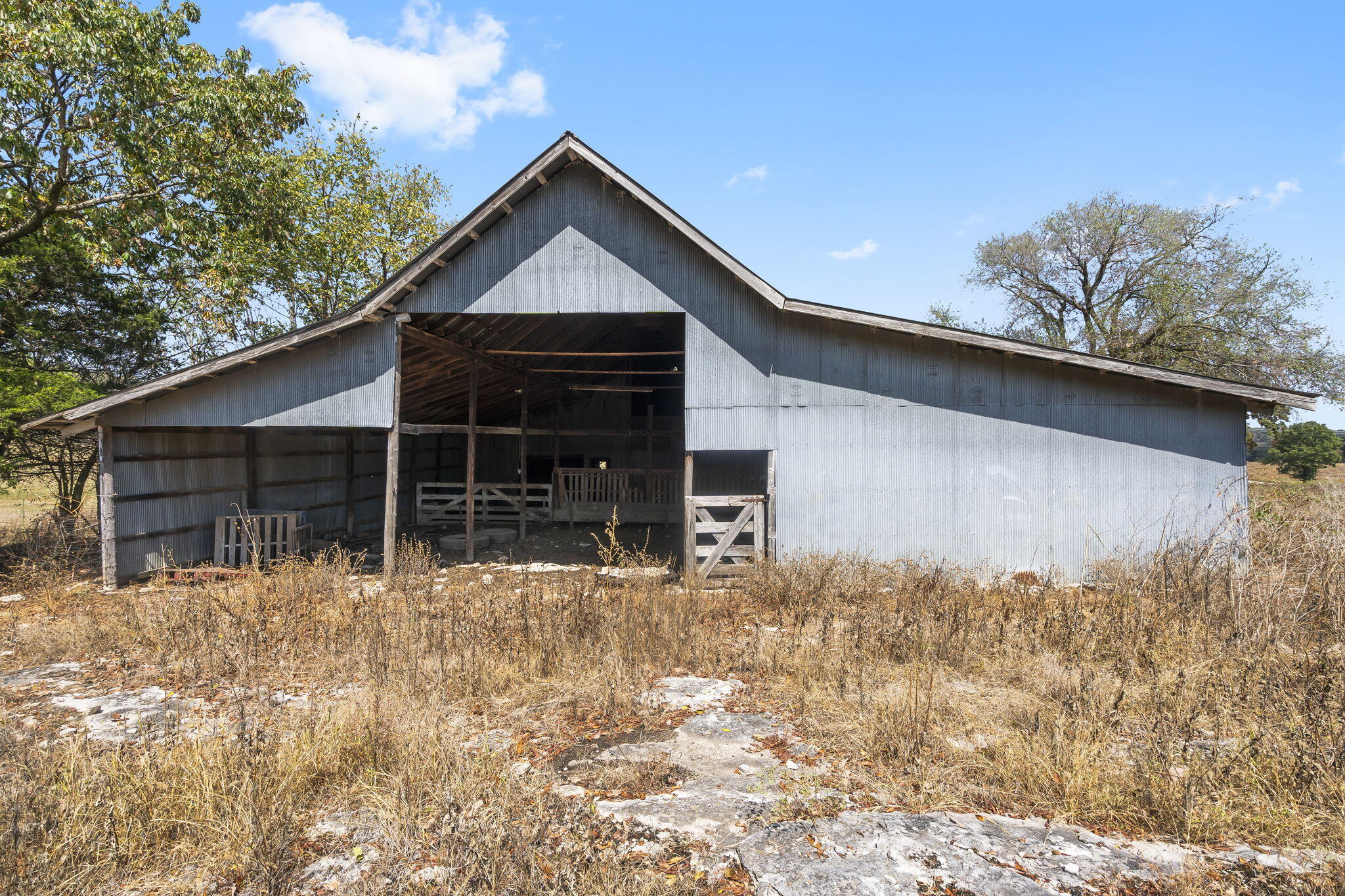 7651 North Farm Road 53 Property Photo 37