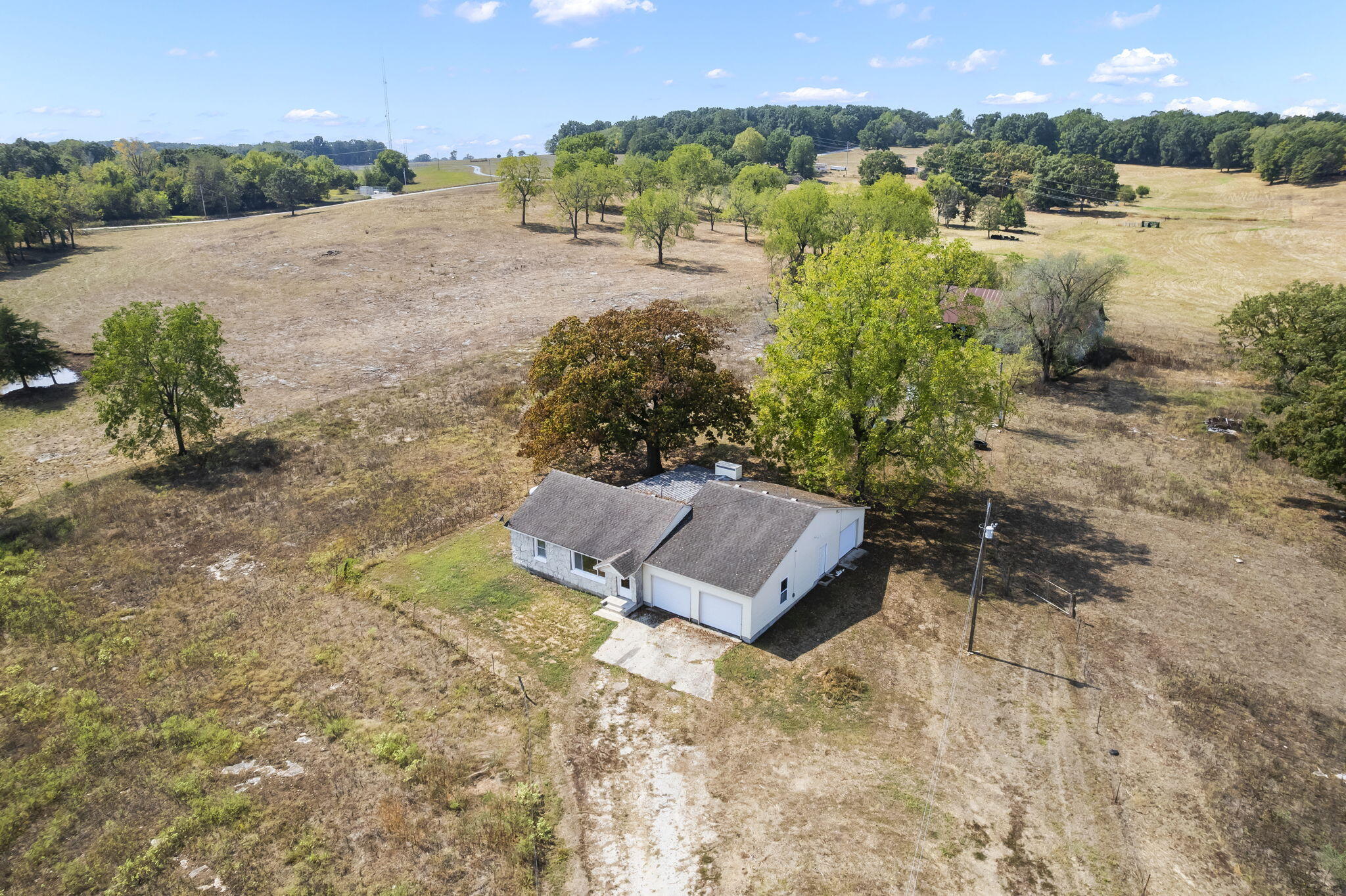 7651 North Farm Road 53 Property Photo 40