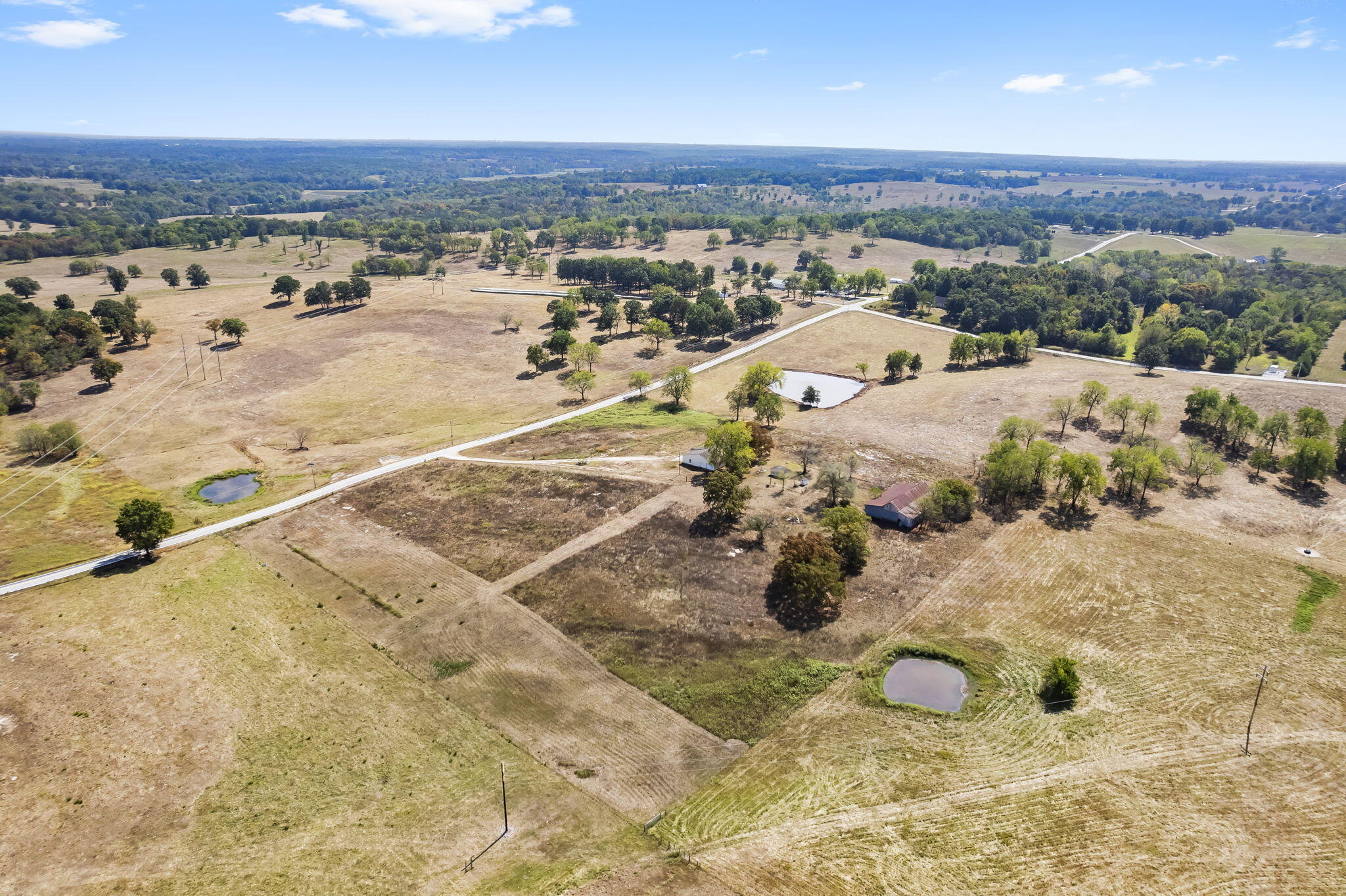 7651 North Farm Road 53 Property Photo 41