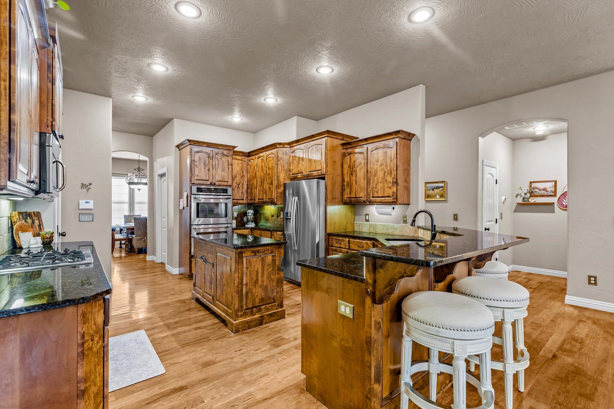 3512 North Ledgestone Drive Property Photo 11