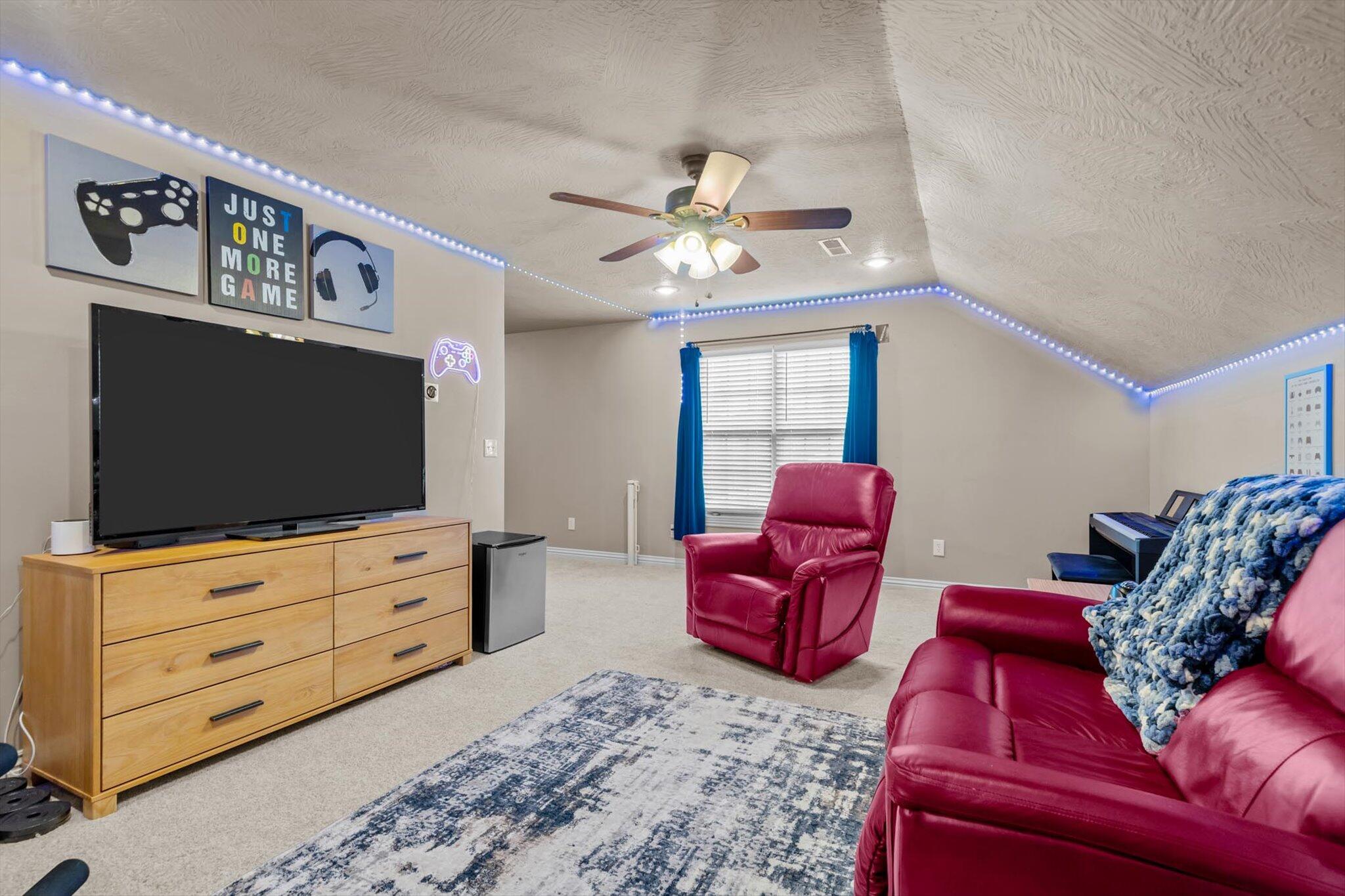 3512 North Ledgestone Drive Property Photo 28