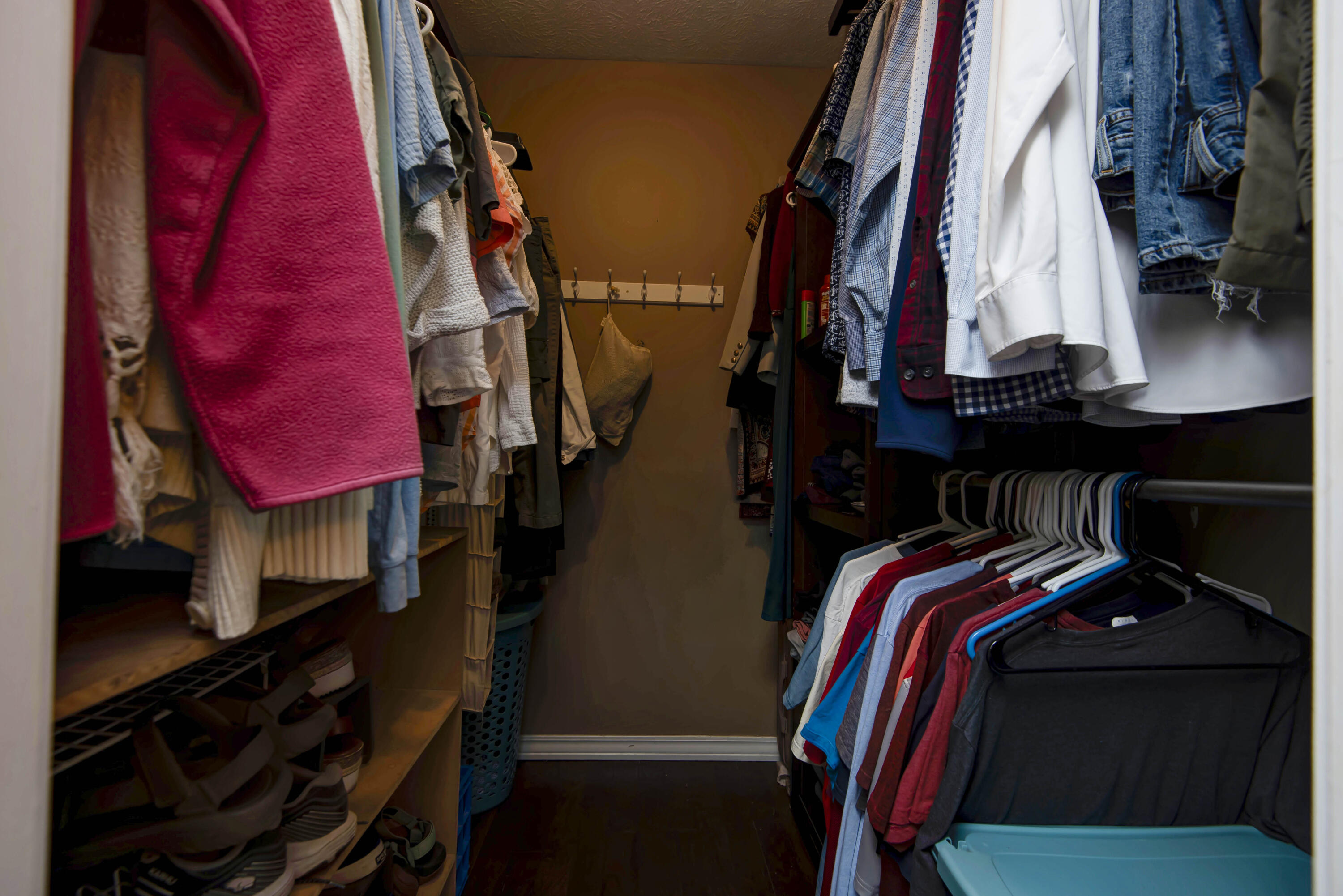 2736 South York Avenue Property Photo 12