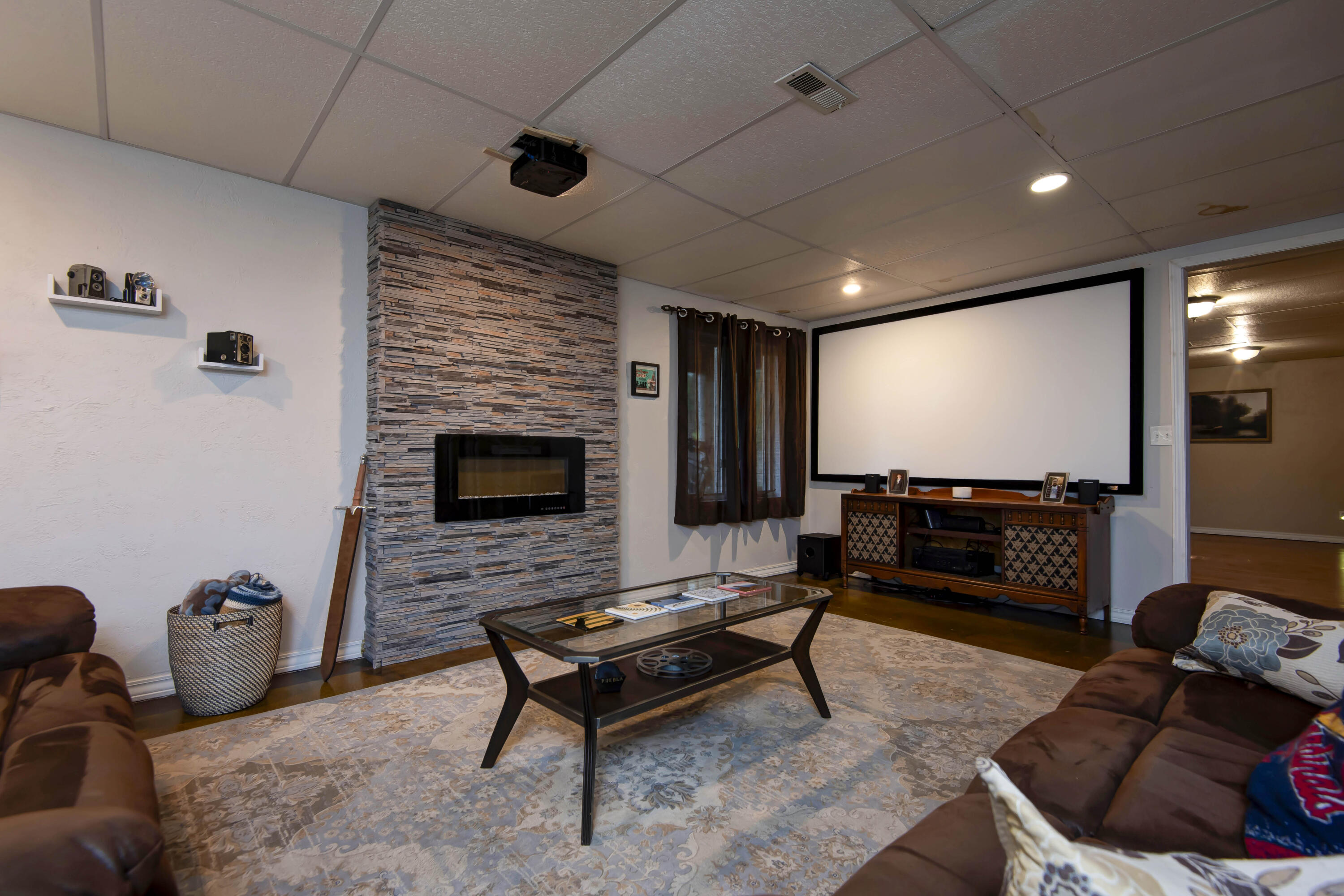 2736 South York Avenue Property Photo 22