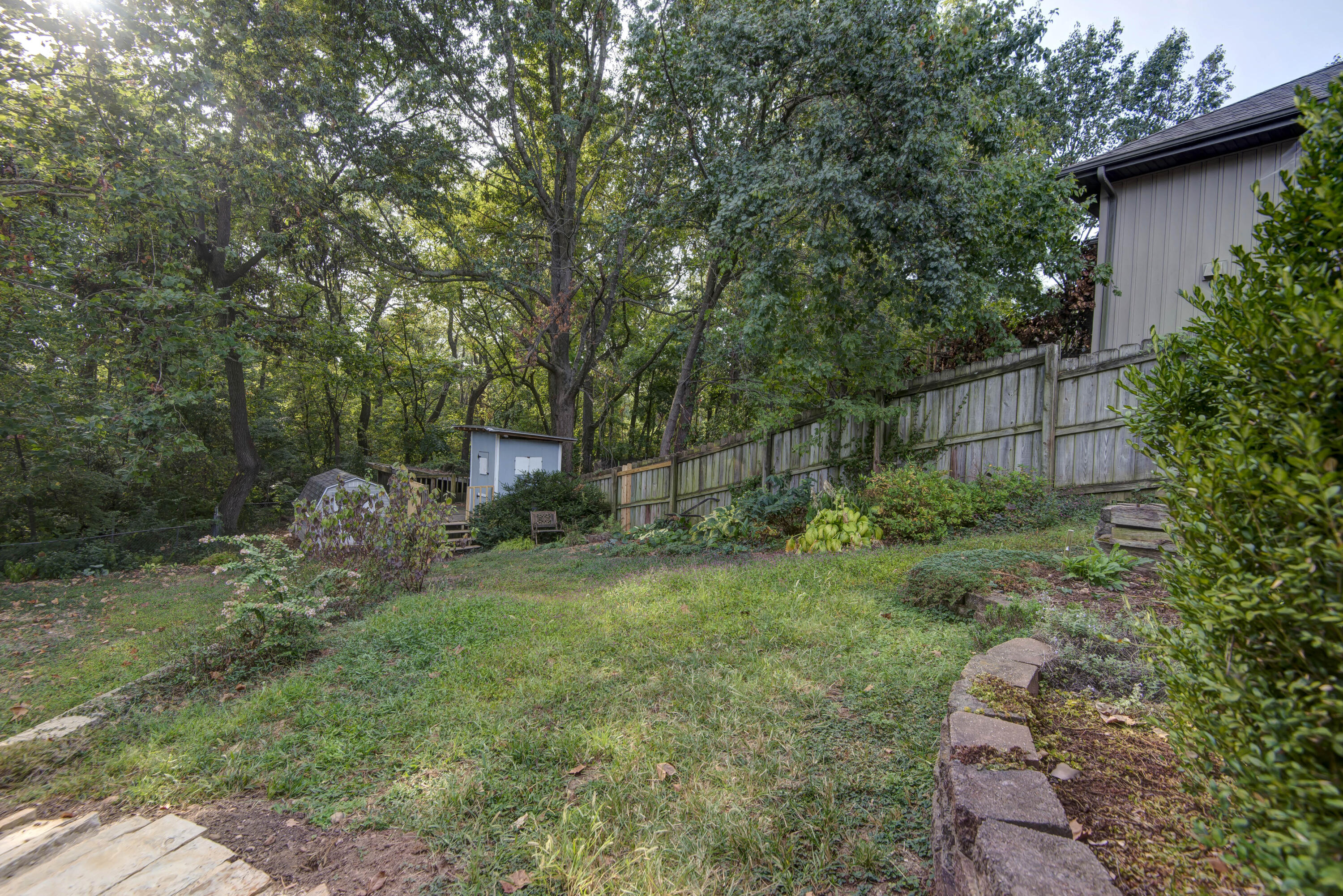 2736 South York Avenue Property Photo 28