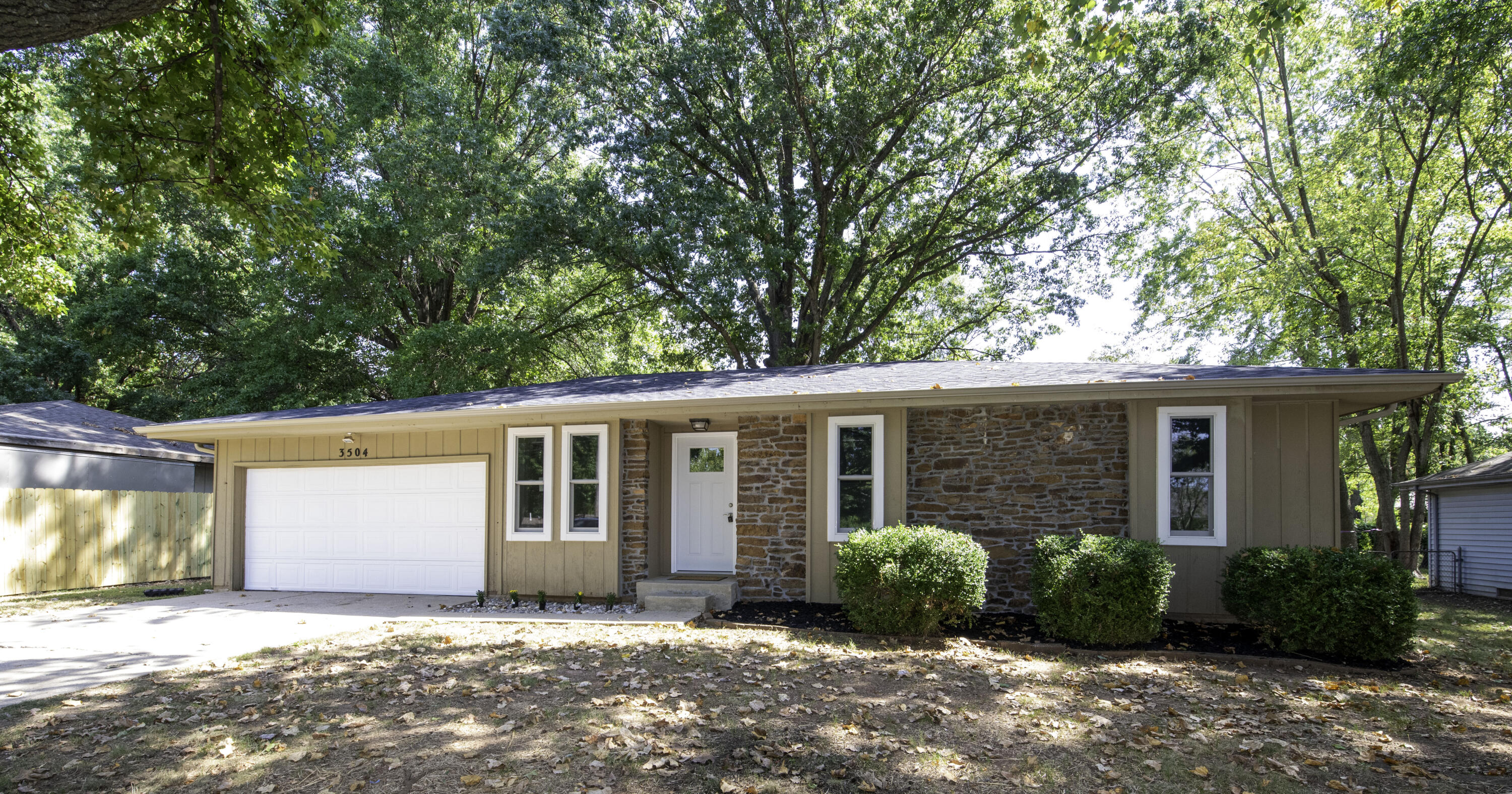 3504 South Kansas Avenue Property Photo 1