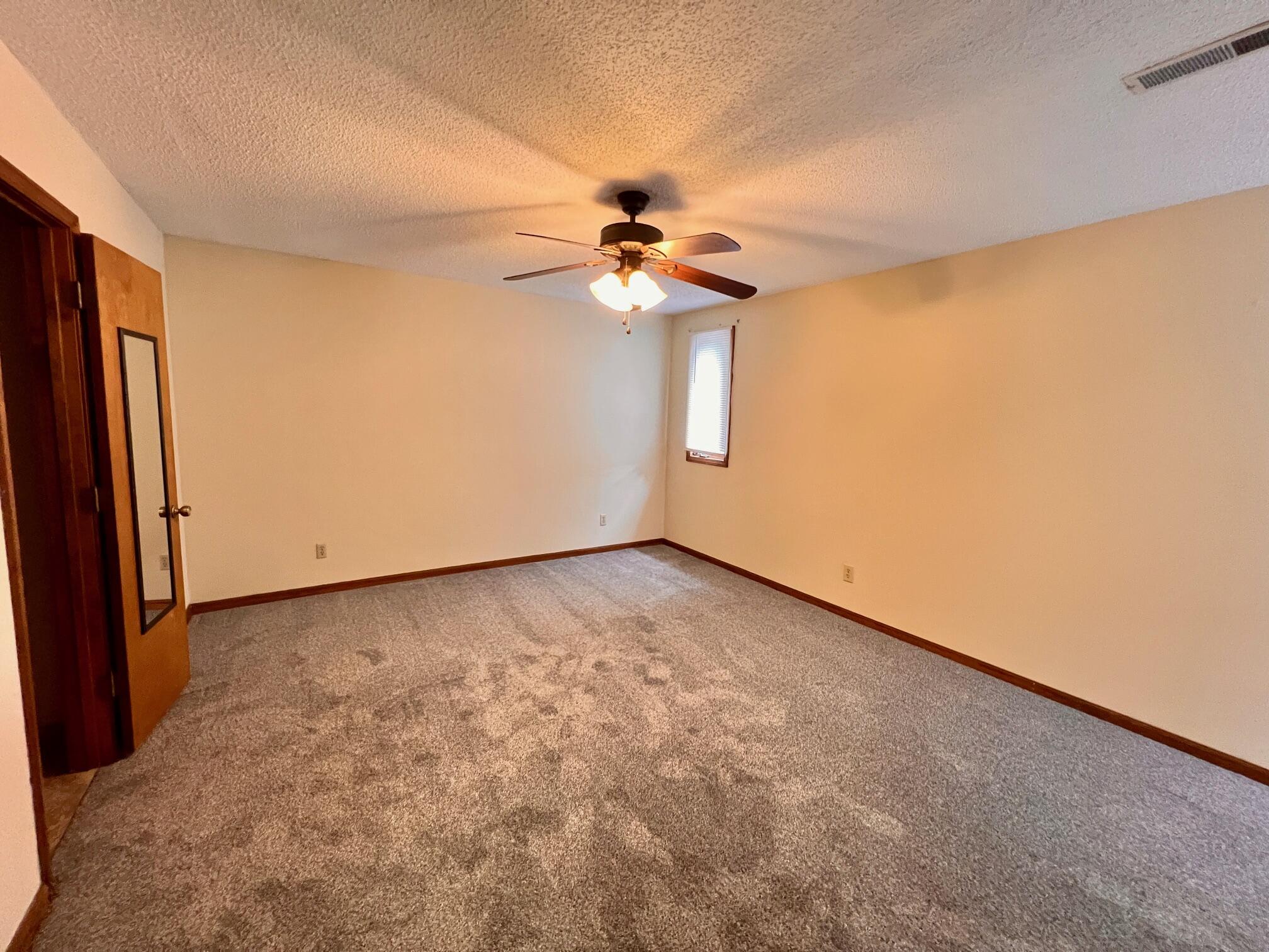 3749 North Pickwick Avenue Property Photo 13