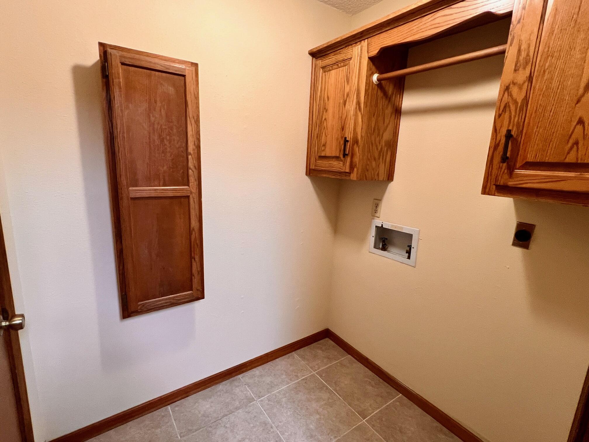 3749 North Pickwick Avenue Property Photo 22