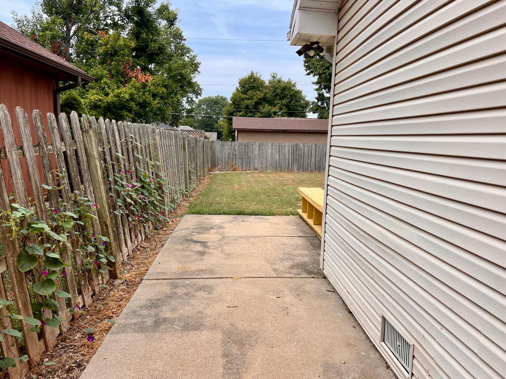 3749 North Pickwick Avenue Property Photo 26