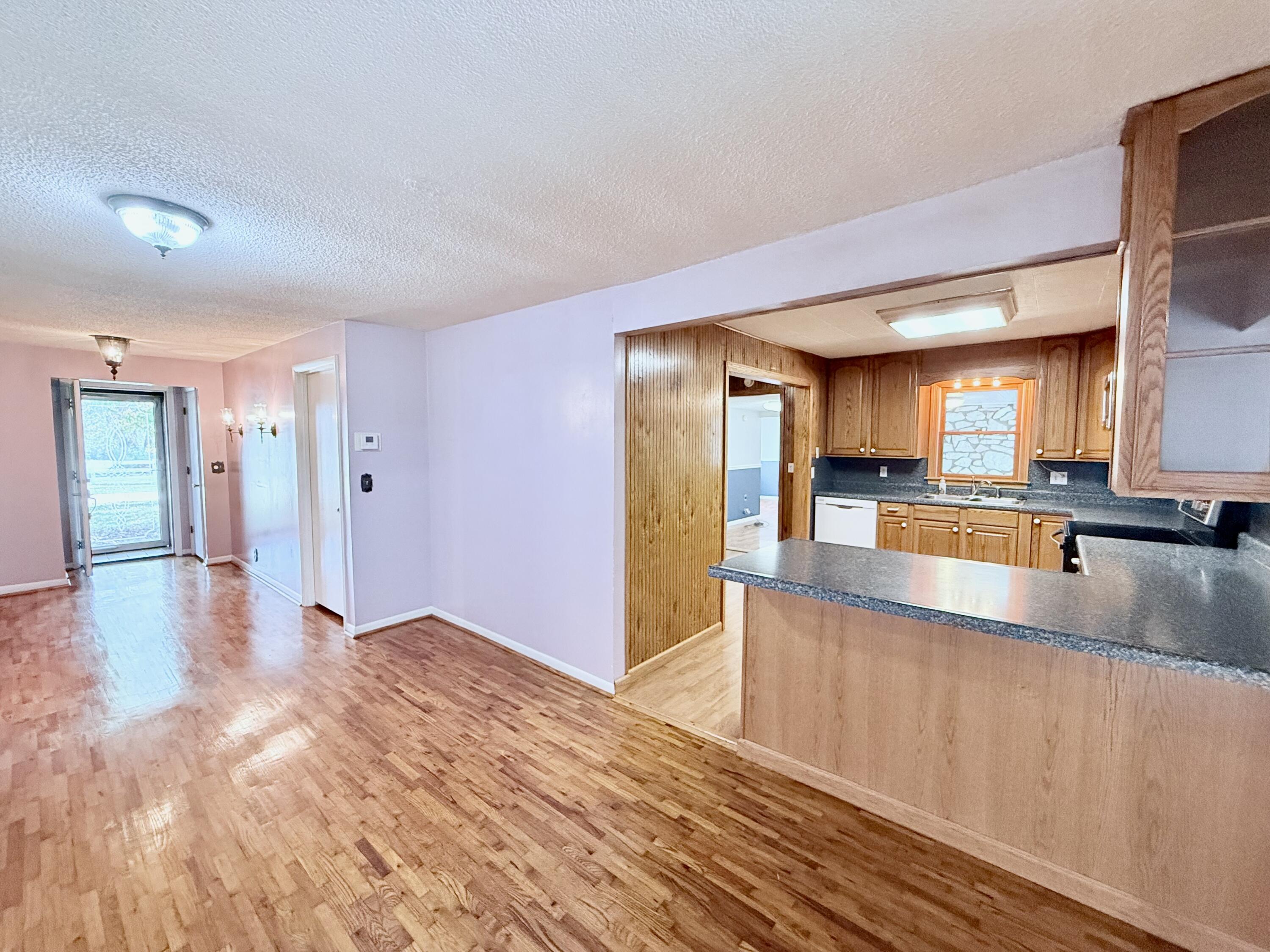 235 Maple Avenue Property Photo 6