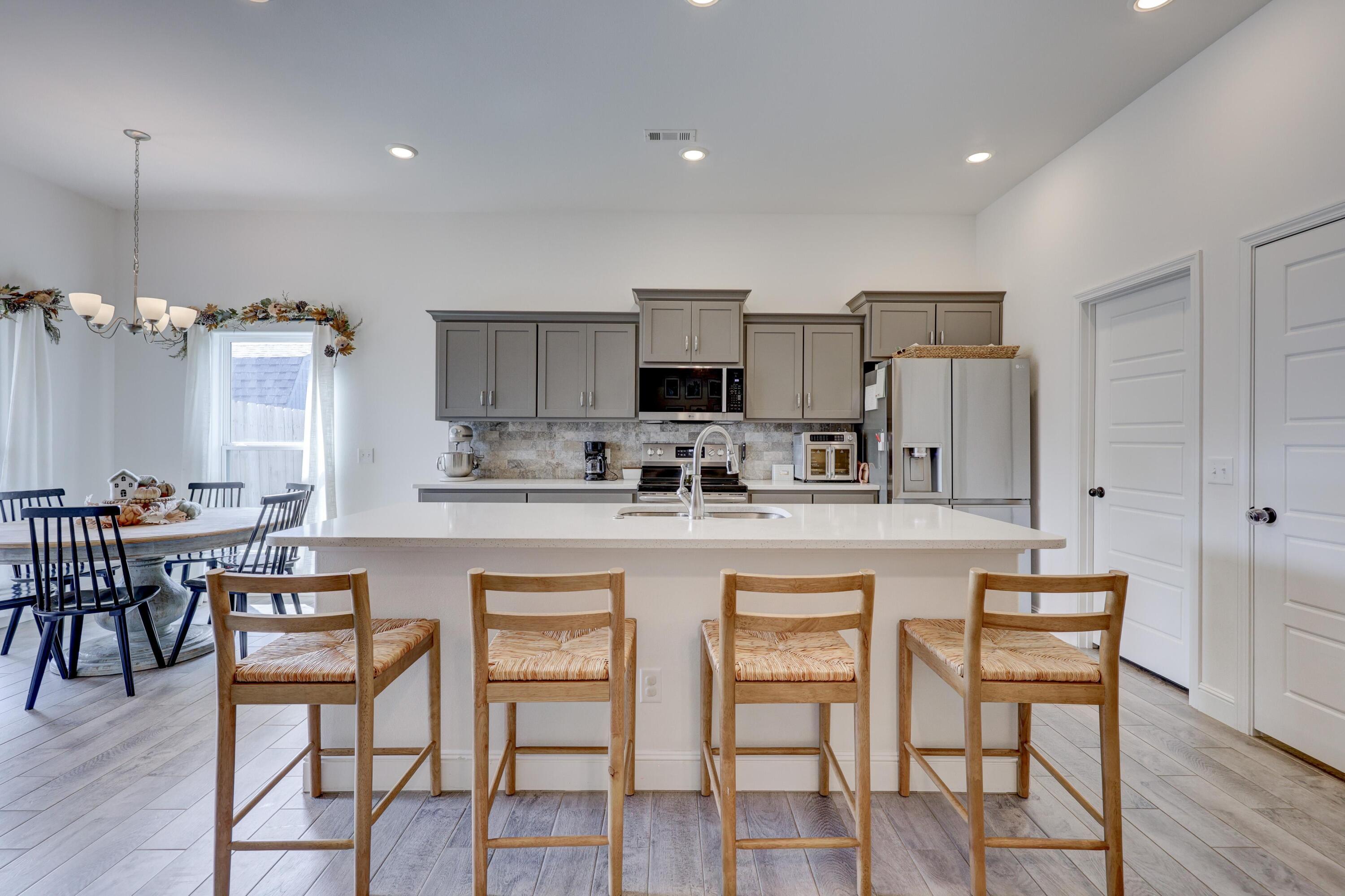 2004 Greydon Lane Property Photo 18