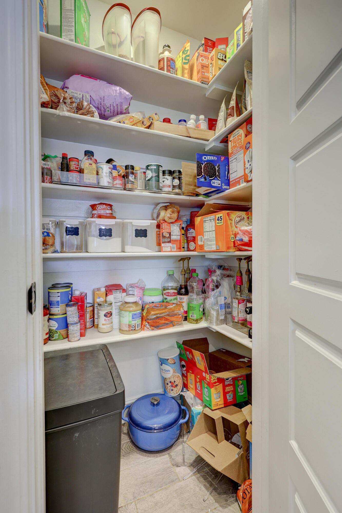 2004 Greydon Lane Property Photo 20