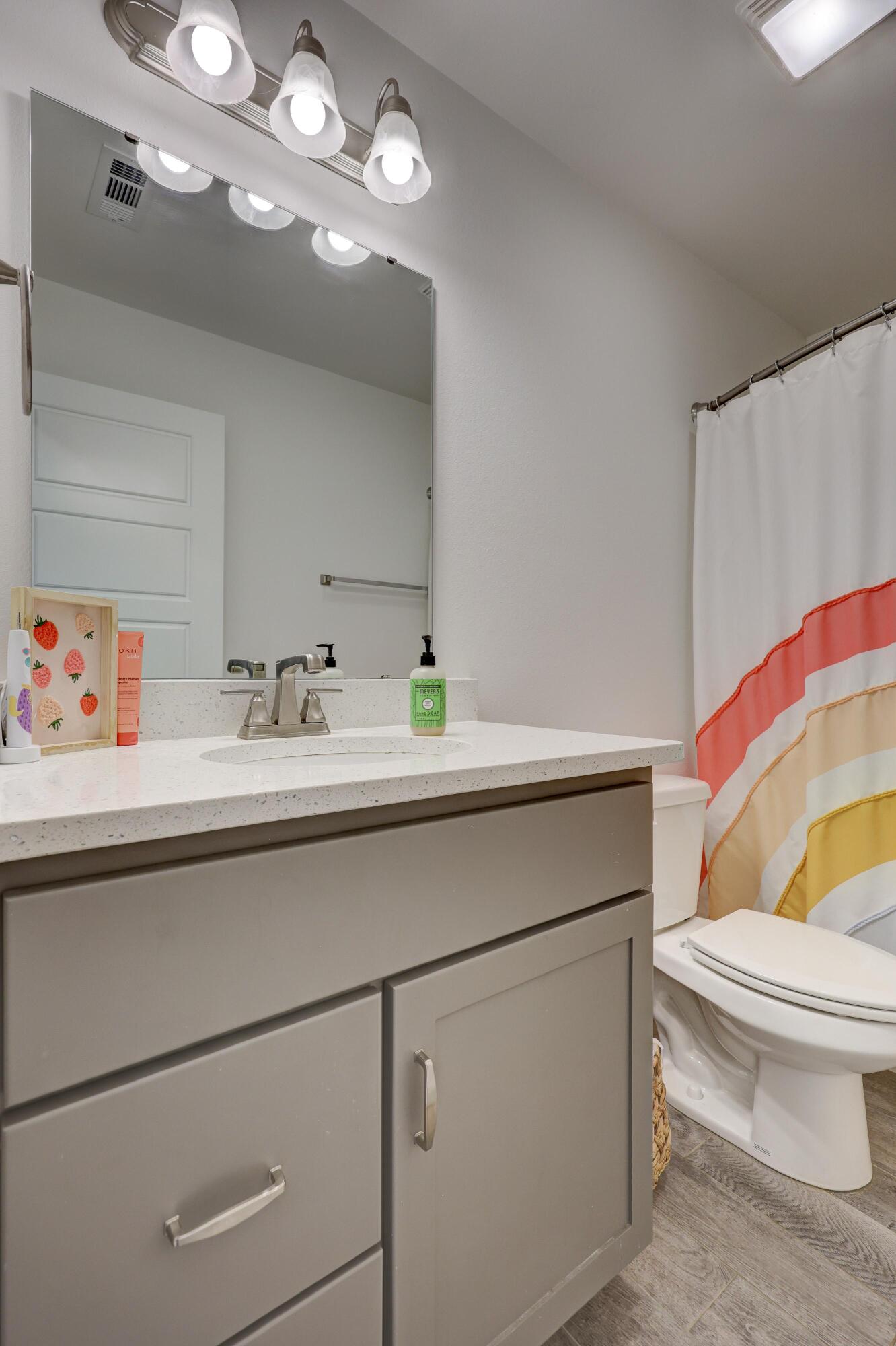 2004 Greydon Lane Property Photo 36