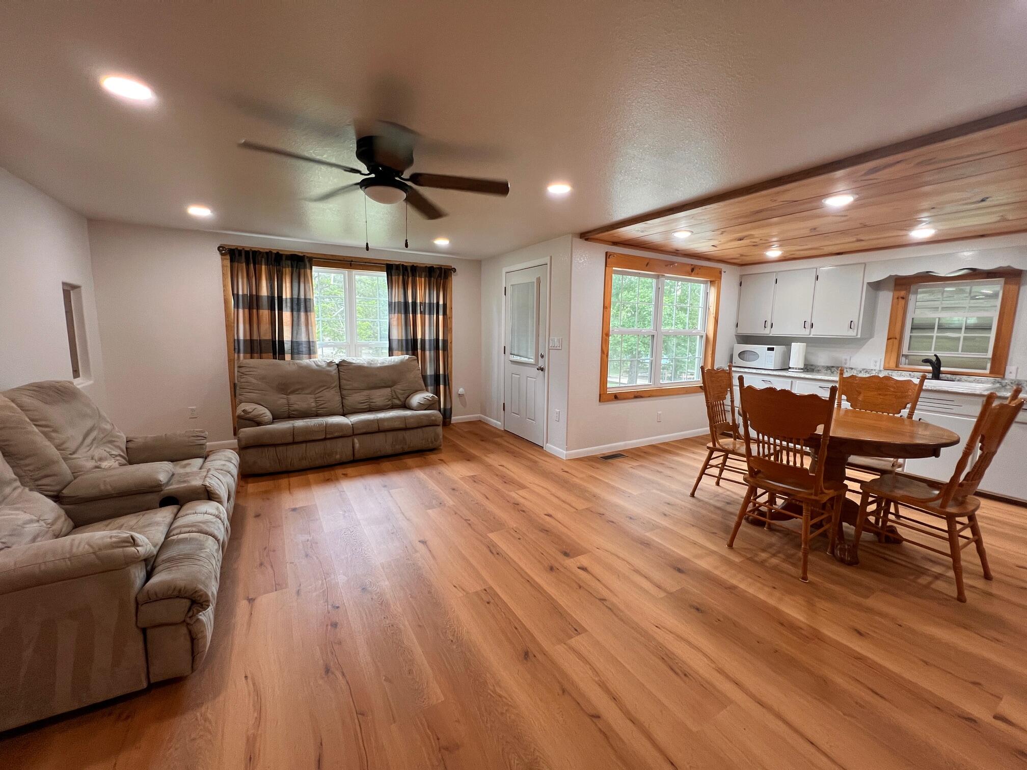 21865 Lake Road M-12 Property Photo 6