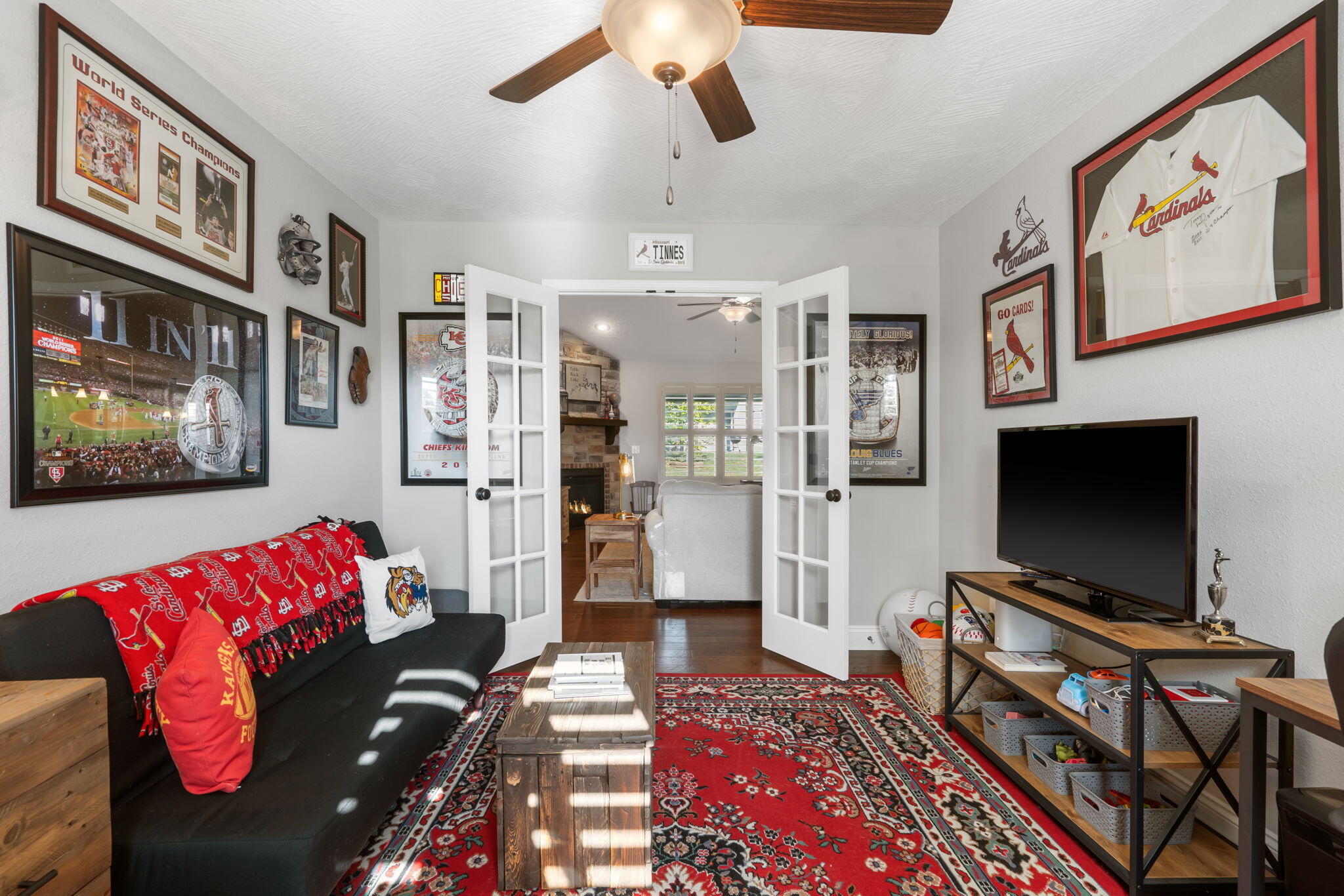 1653 North Old Castle Road Property Photo 11