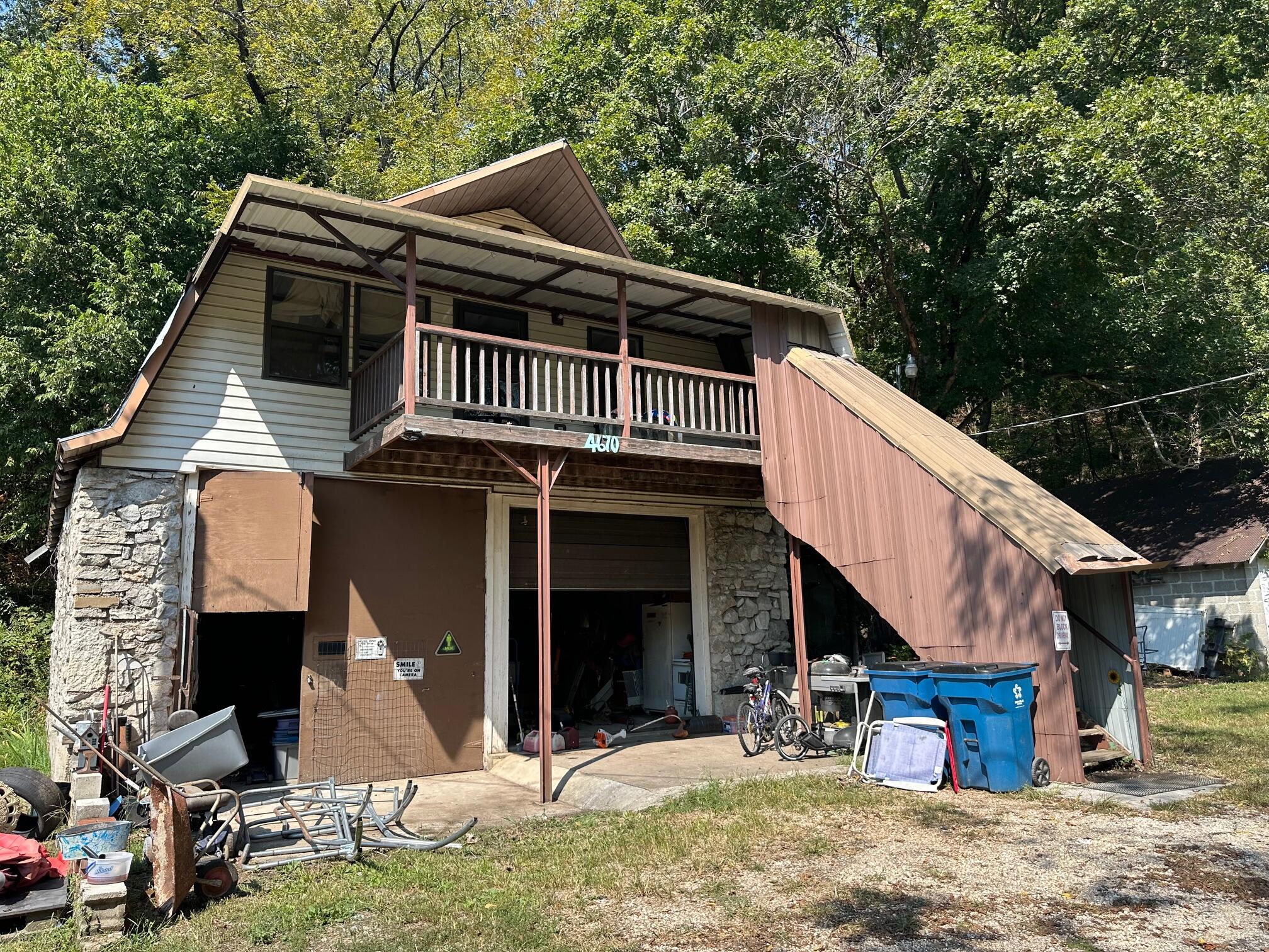 4670 South Duquesne Road Property Photo 2