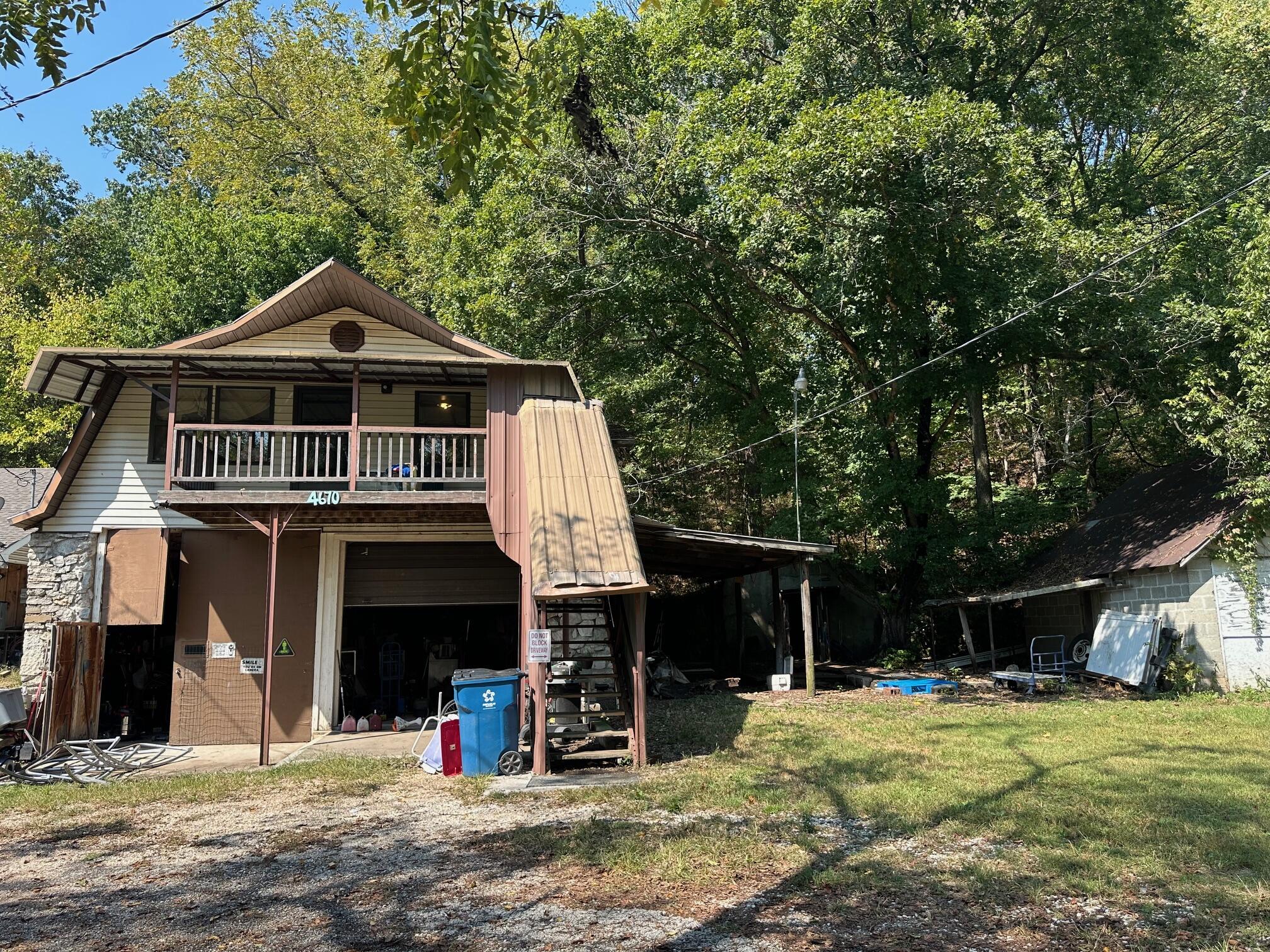 4670 South Duquesne Road Property Photo 5