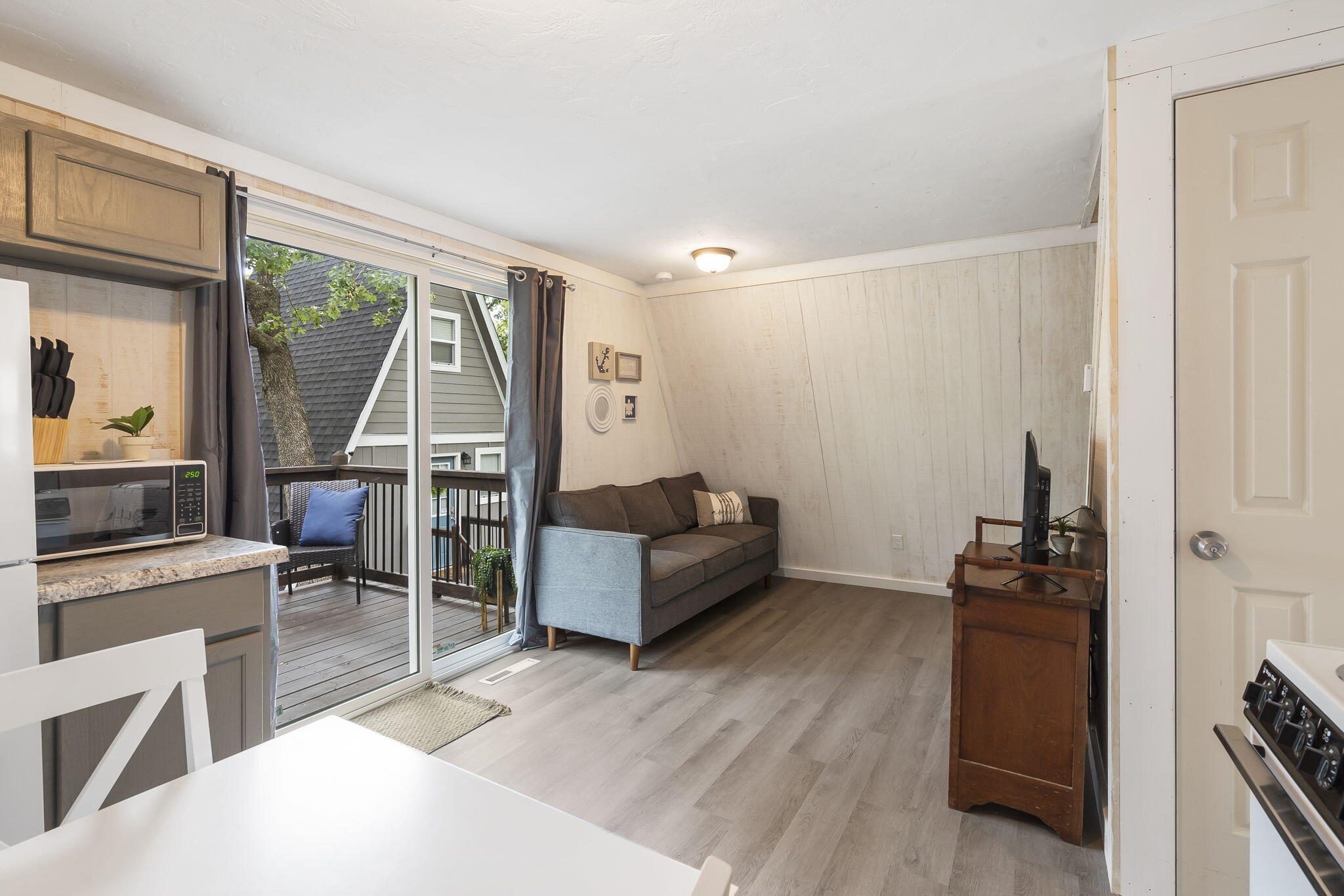 288 Black Oak Resort Lane Property Photo 15