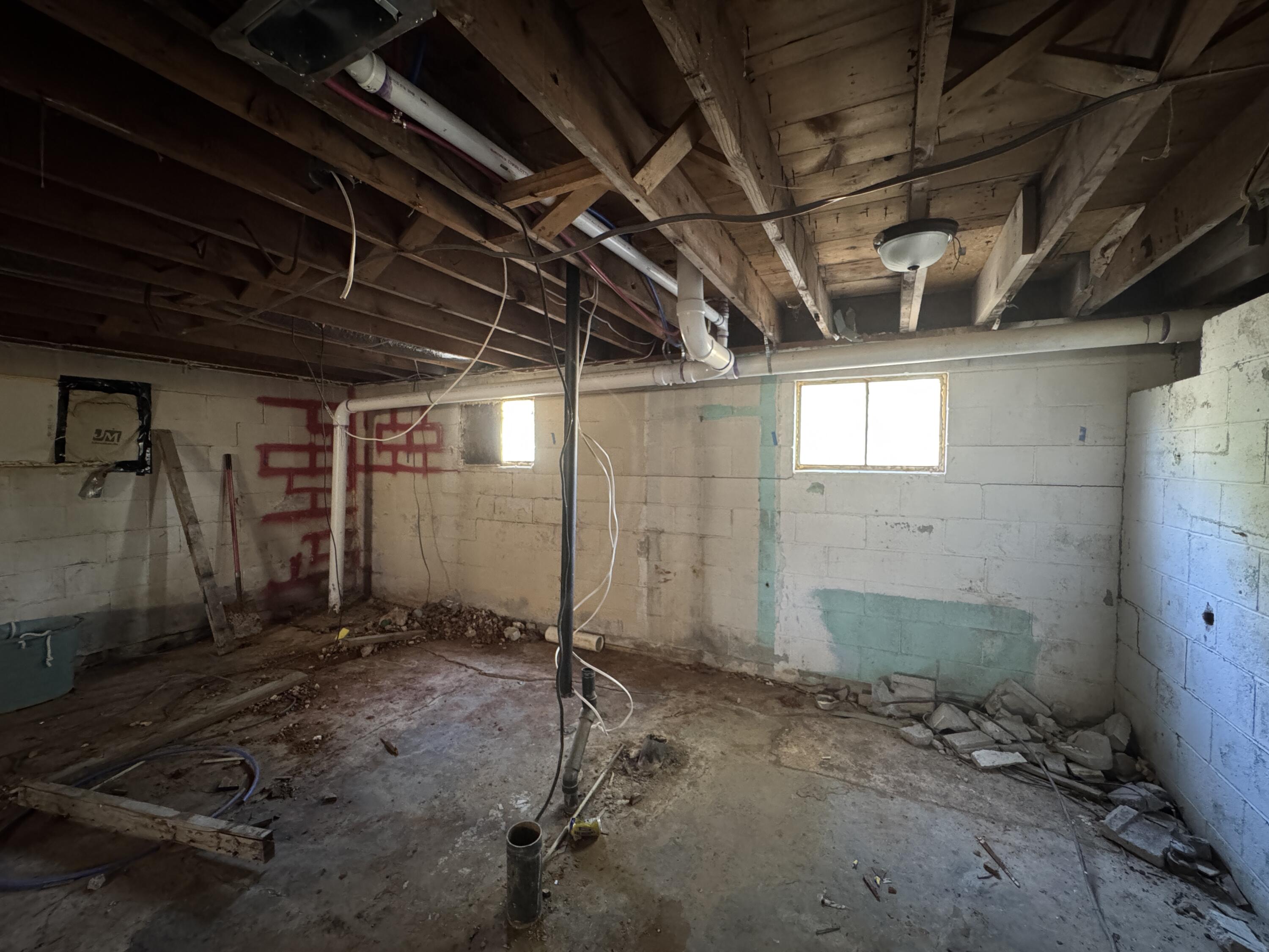 907 East 420th Road Property Photo 36