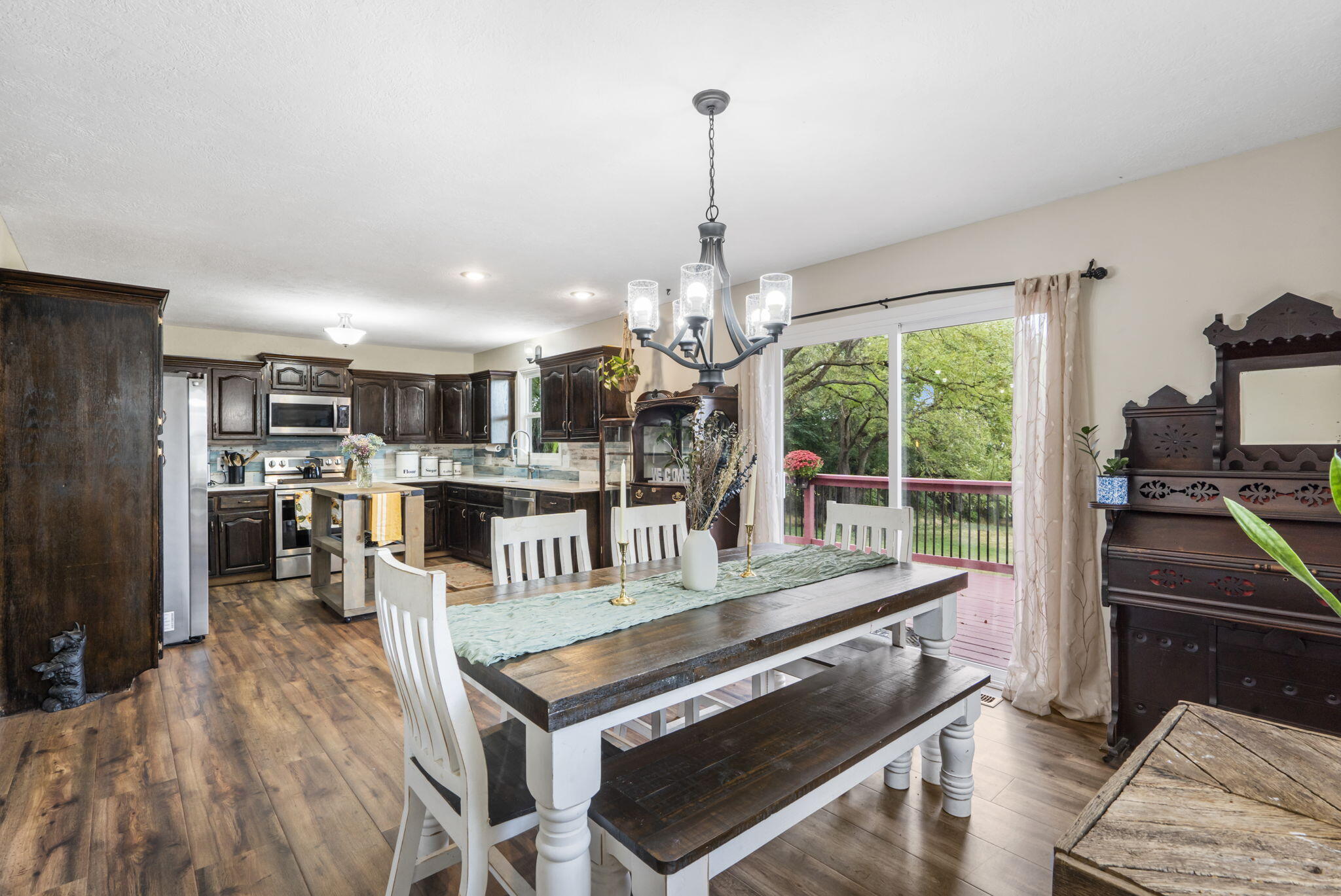 182 Spitfire Lane Property Photo 6