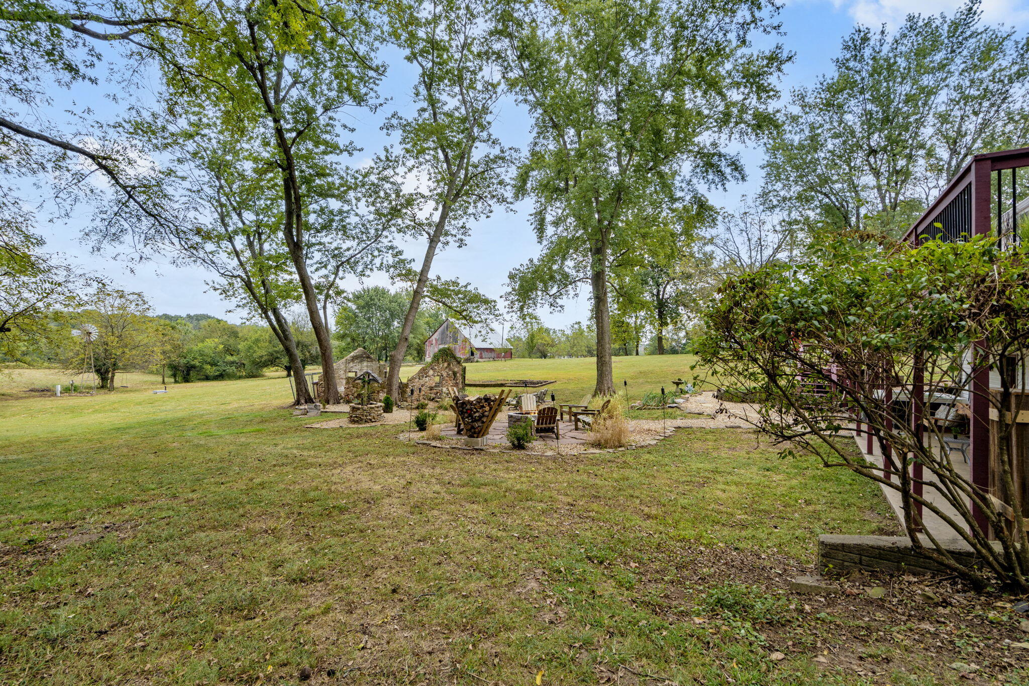 182 Spitfire Lane Property Photo 8