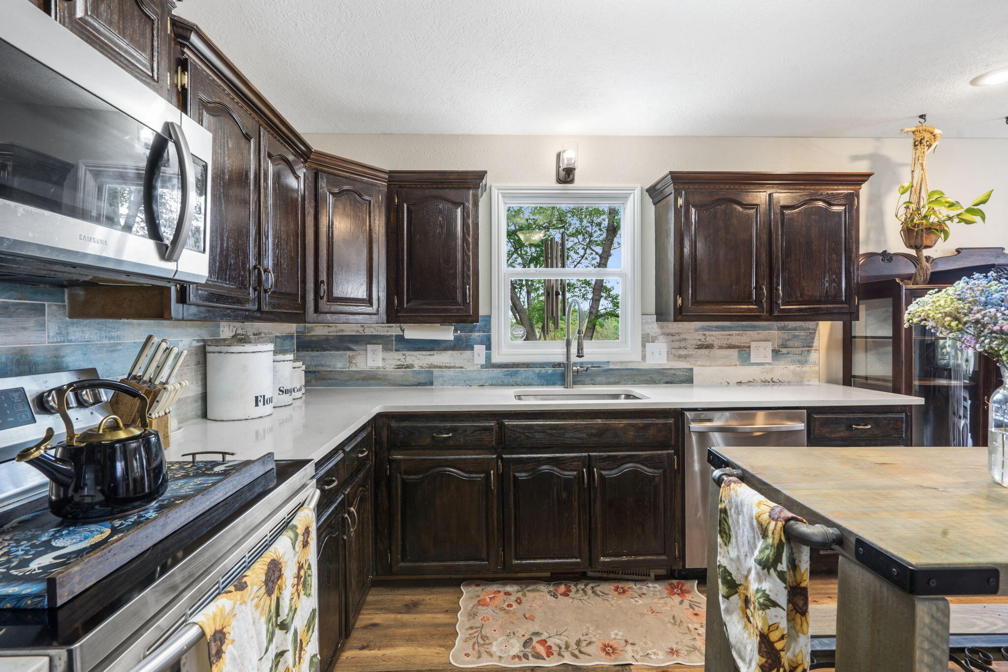 182 Spitfire Lane Property Photo 13