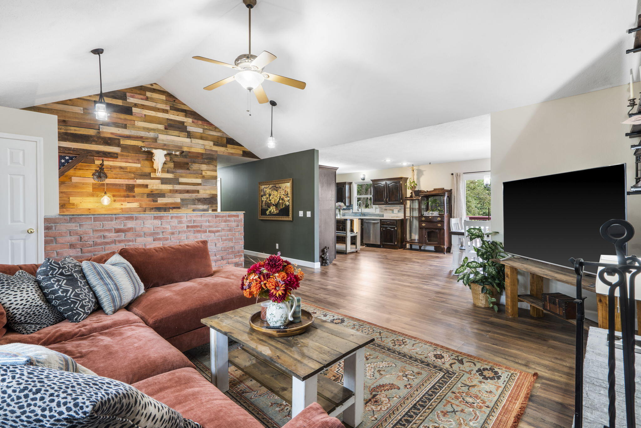 182 Spitfire Lane Property Photo 14