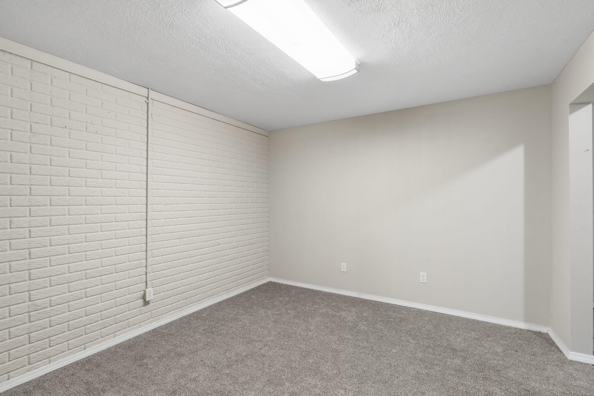 182 Spitfire Lane Property Photo 32