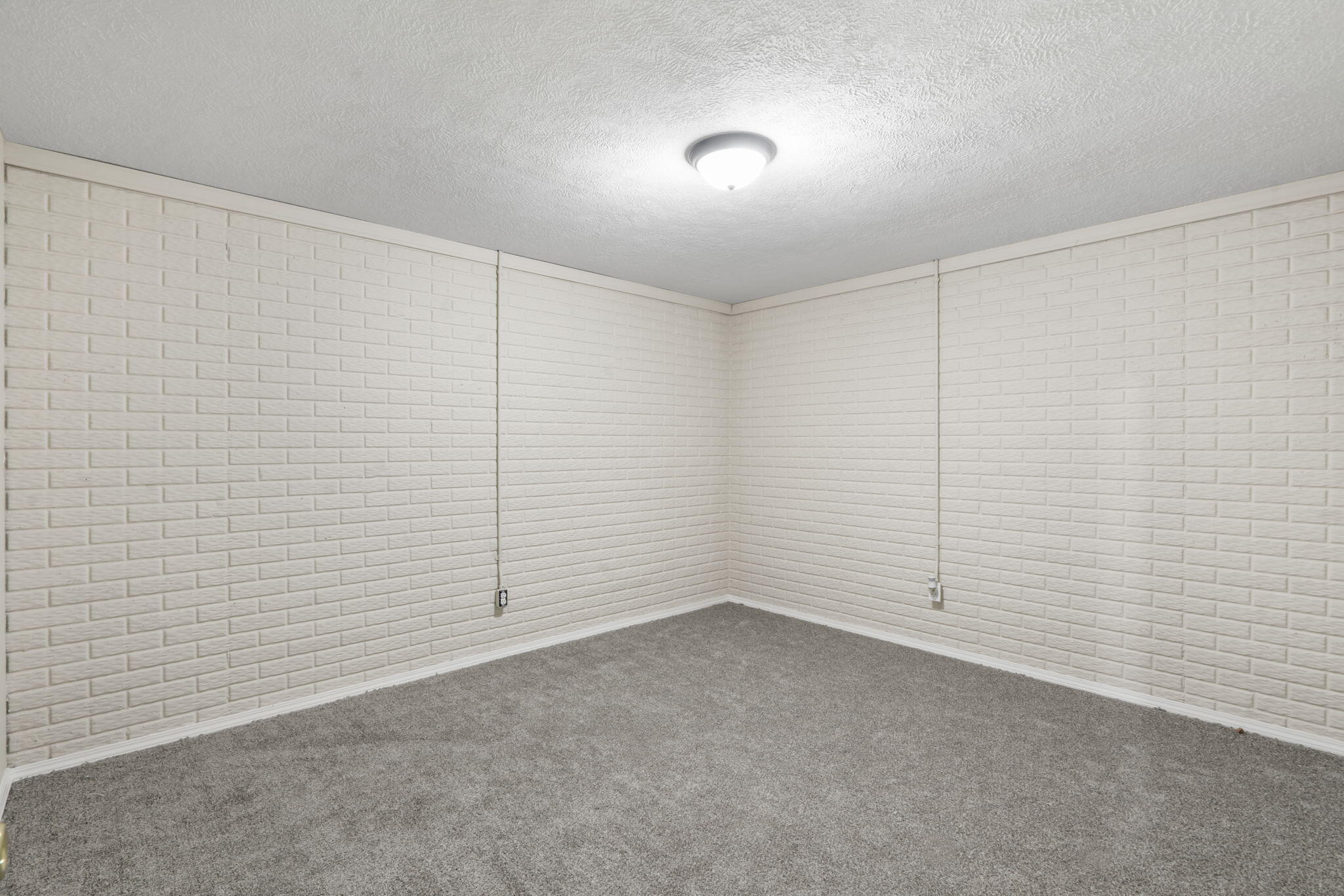 182 Spitfire Lane Property Photo 33