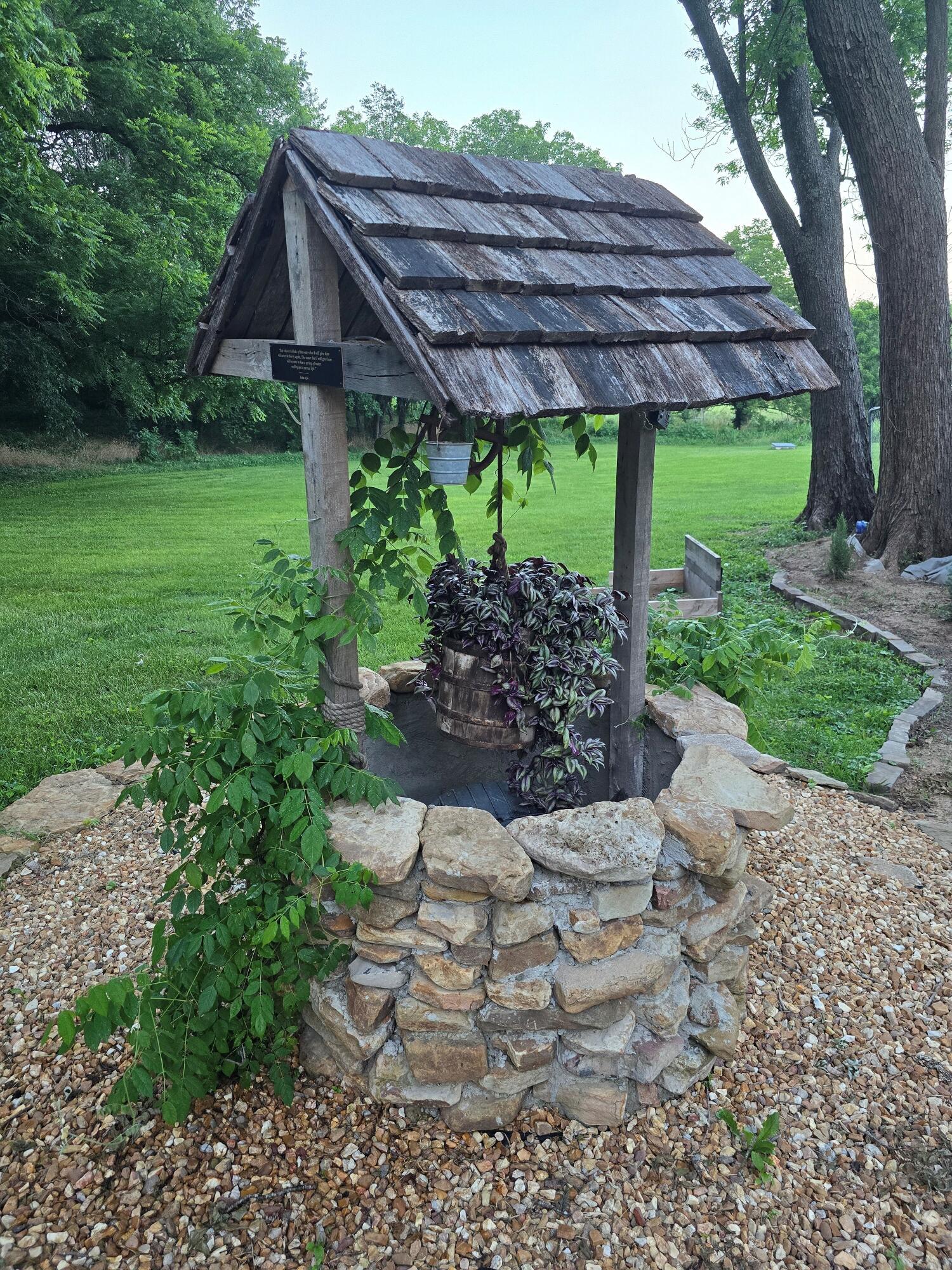 182 Spitfire Lane Property Photo 40