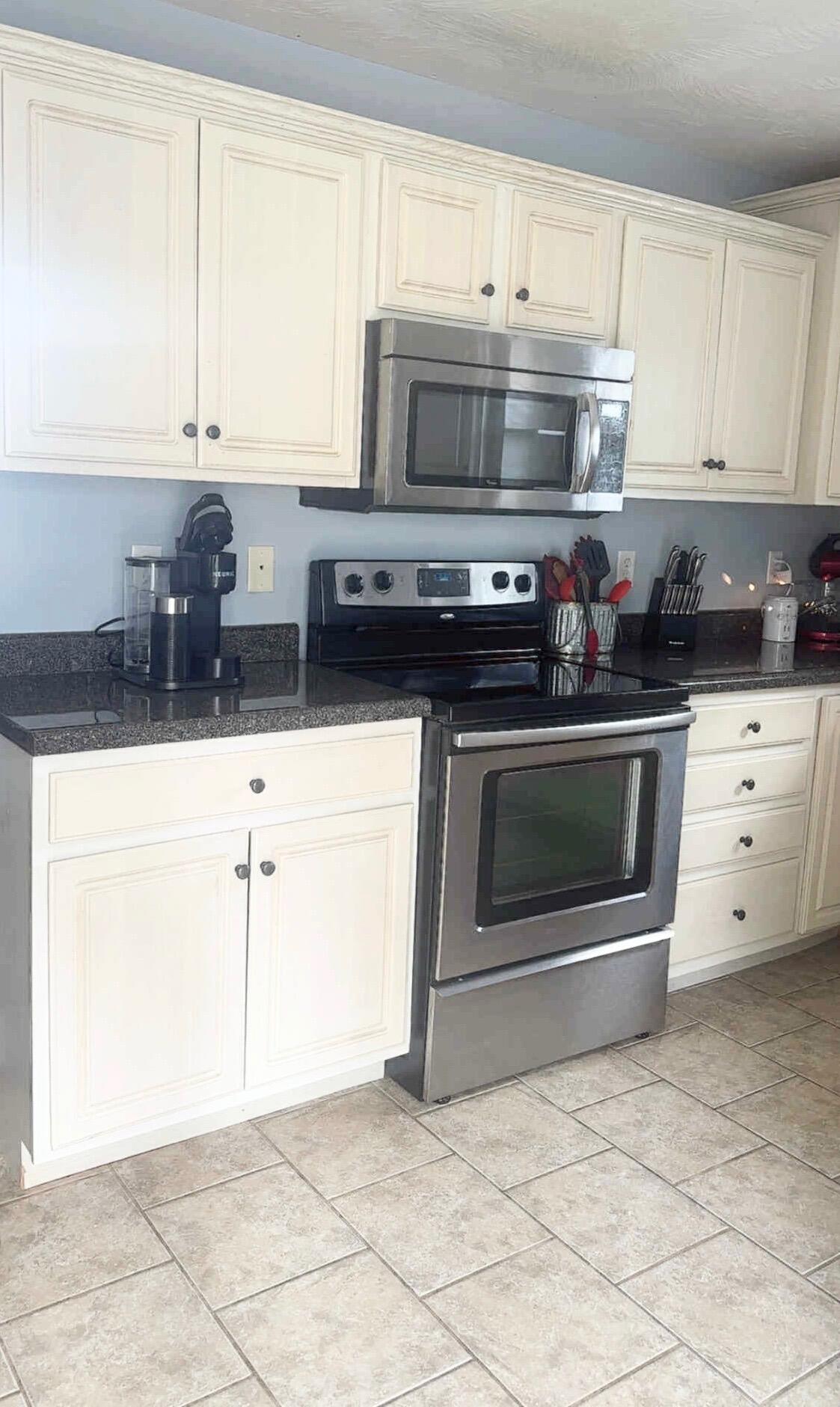 170 Lyle Curtis Circle Property Photo 3