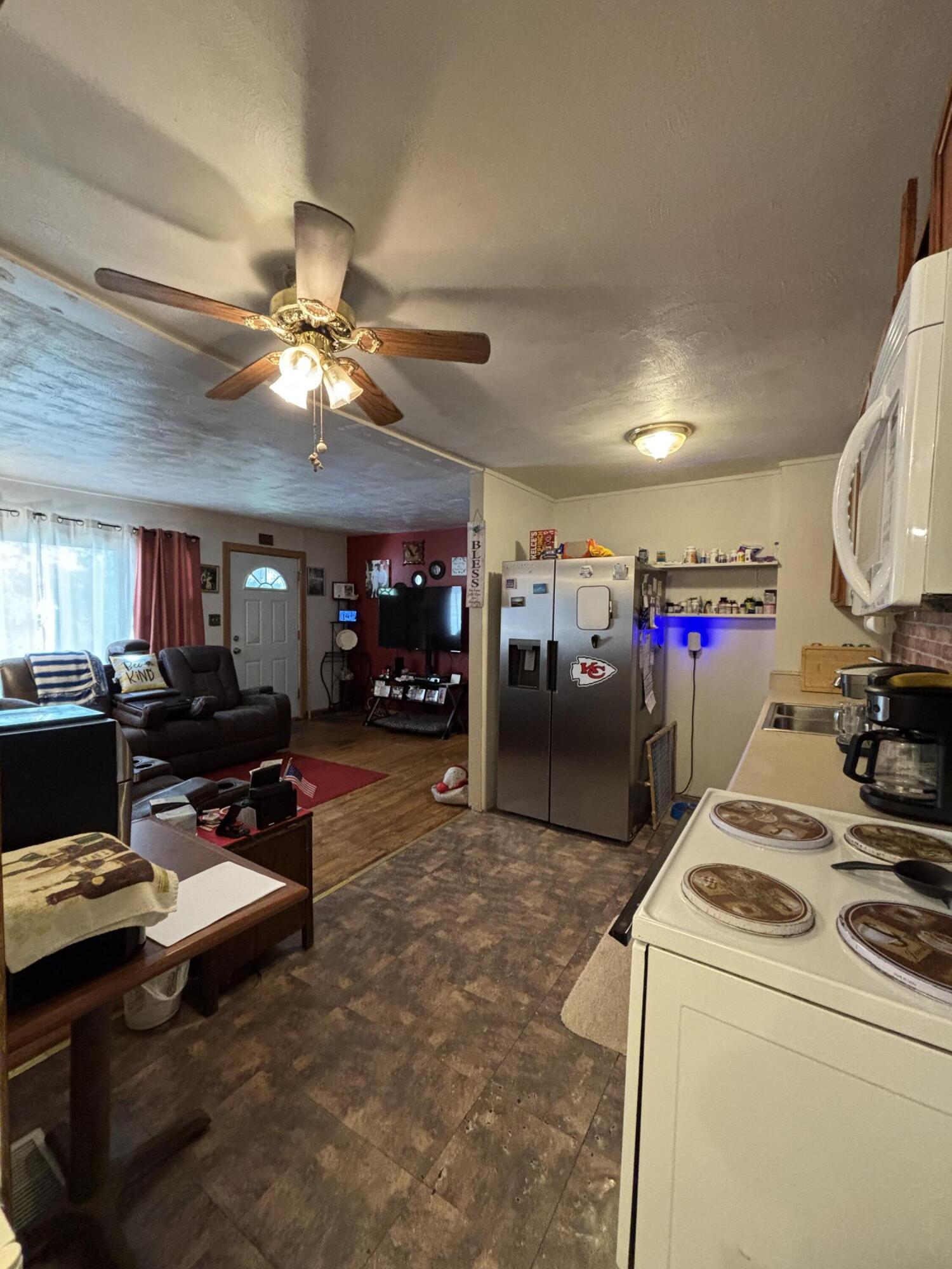 715 Cherry Street Property Photo 7