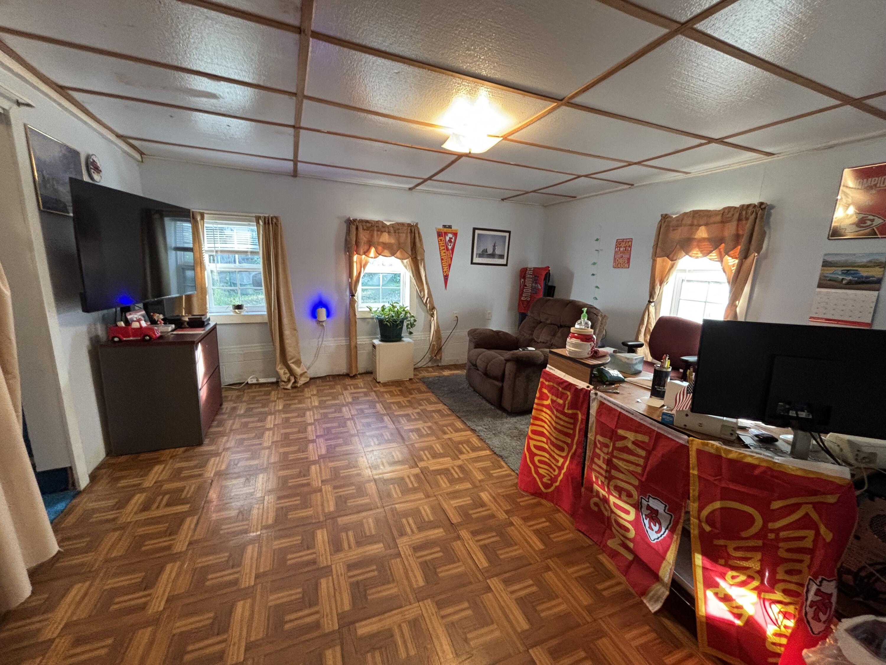 715 Cherry Street Property Photo 14