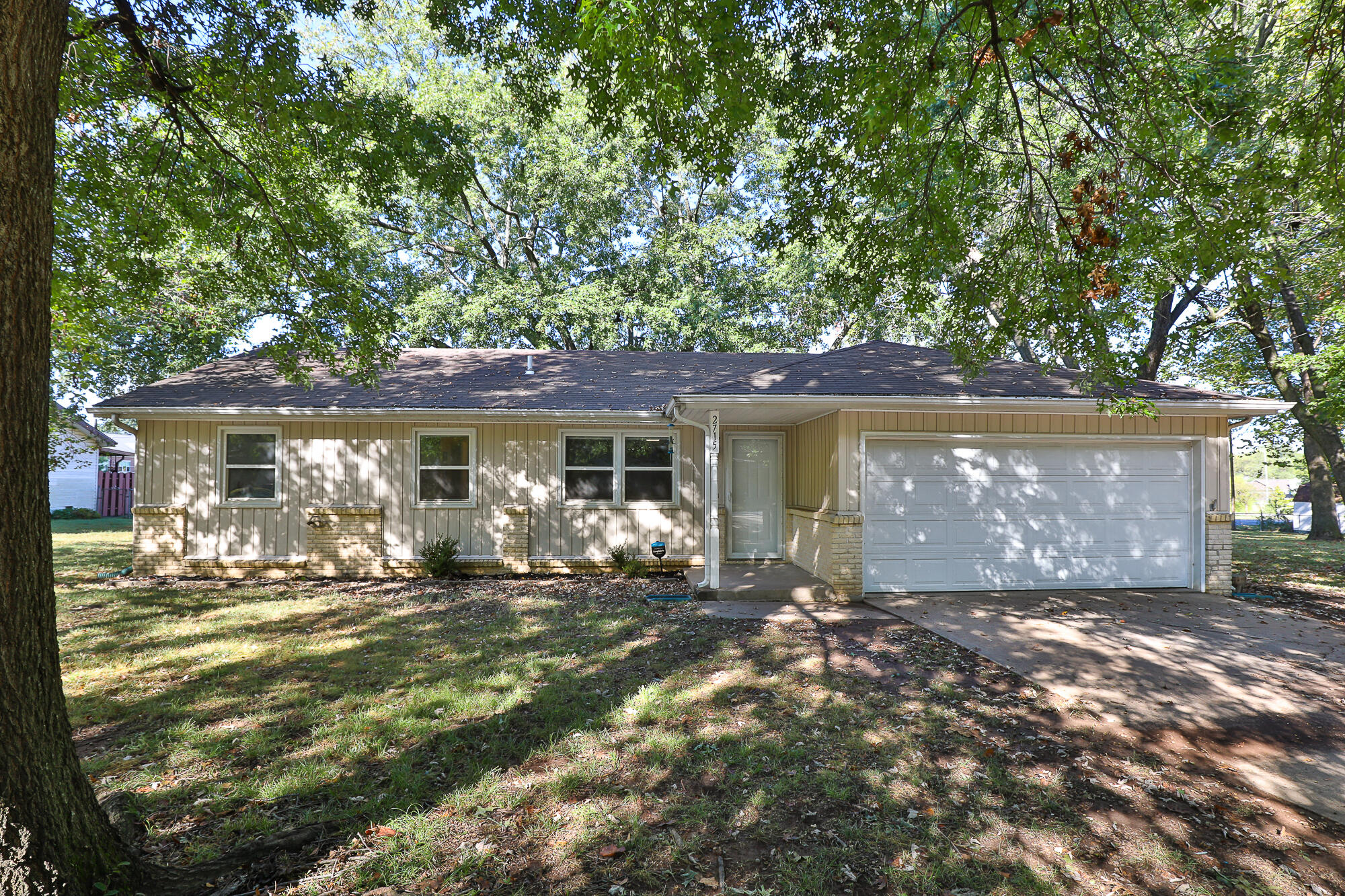 2715 South Franklin Avenue Property Photo 1