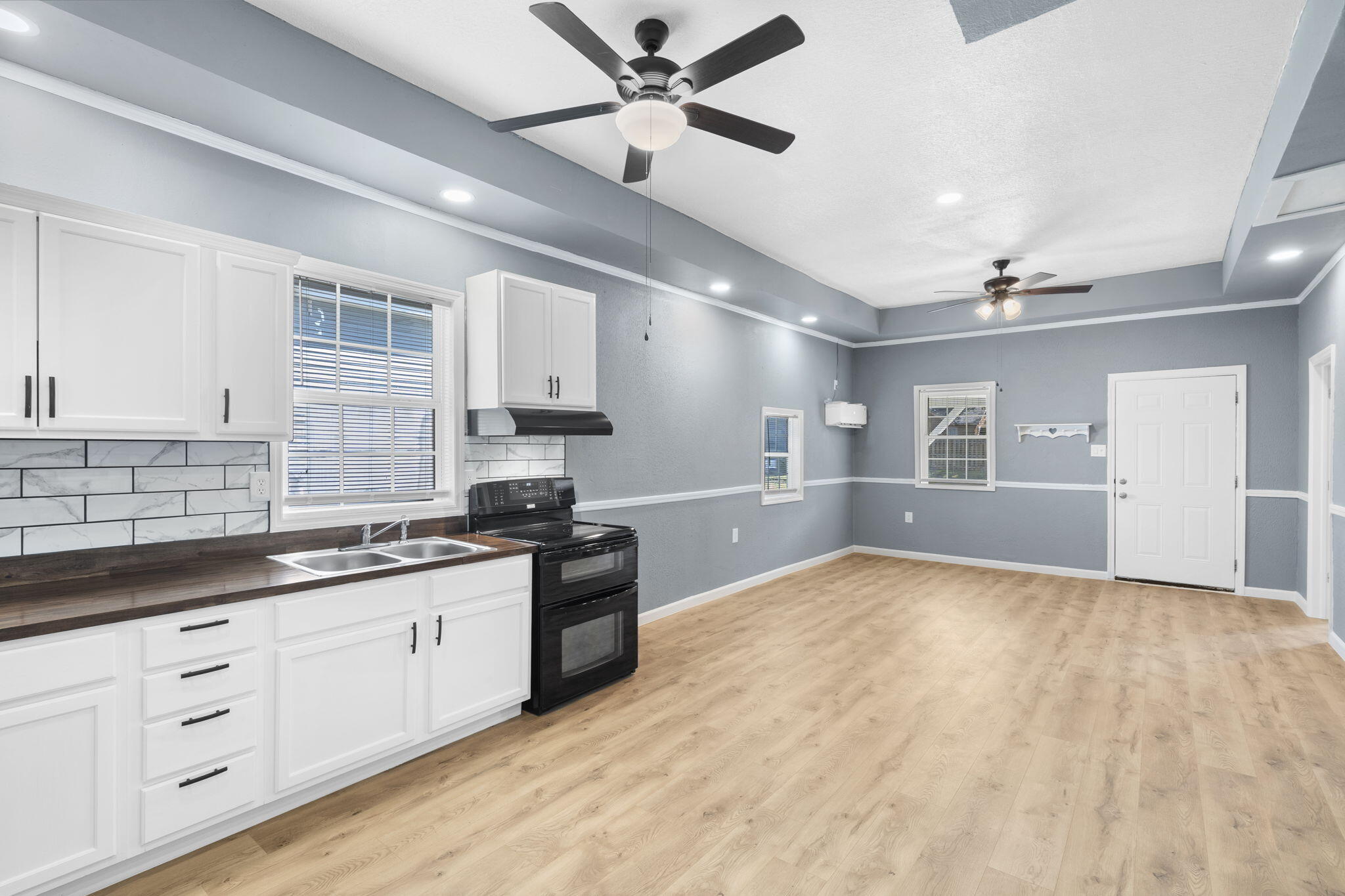 811 West Nichols Street Property Photo 11