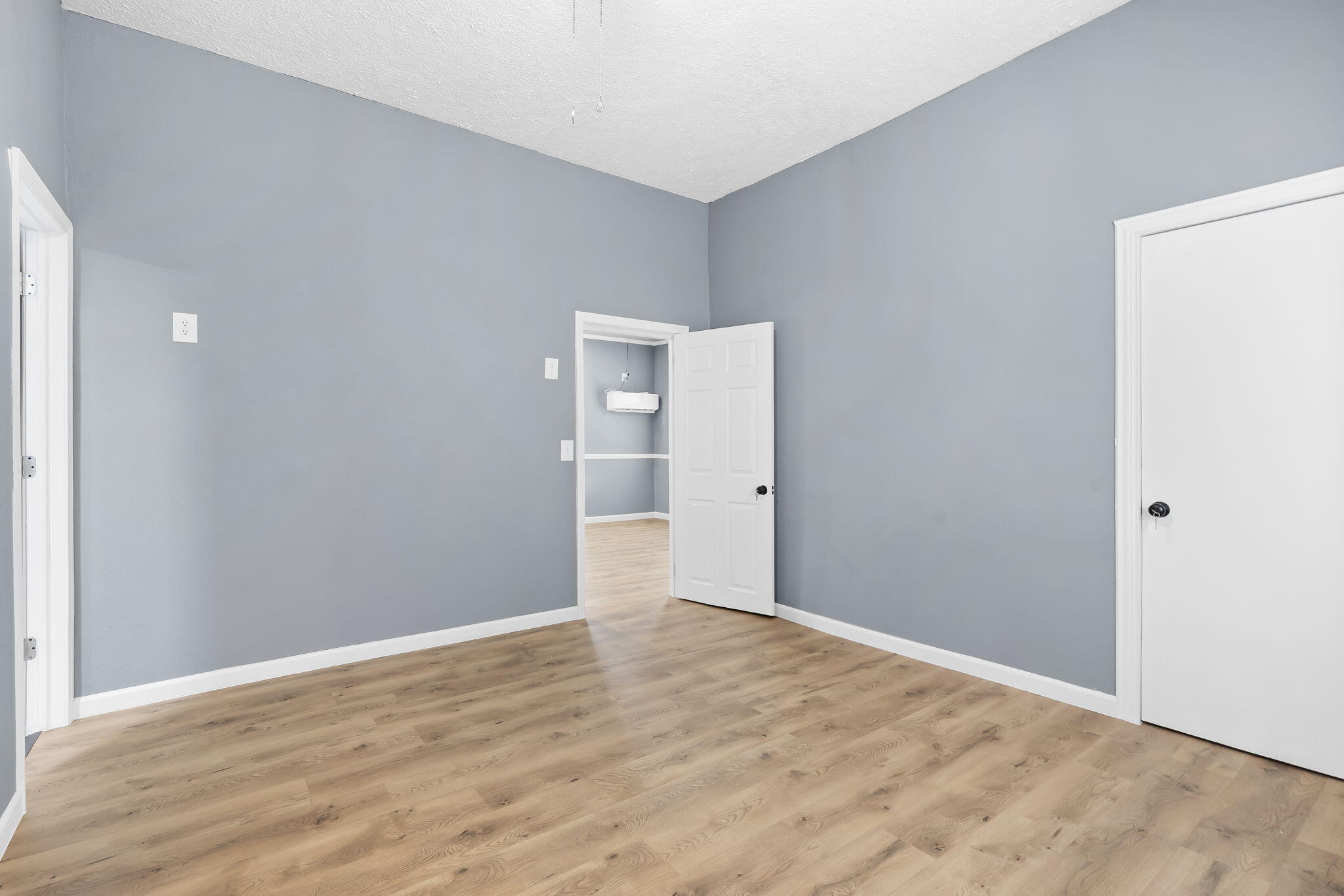 811 West Nichols Street Property Photo 16