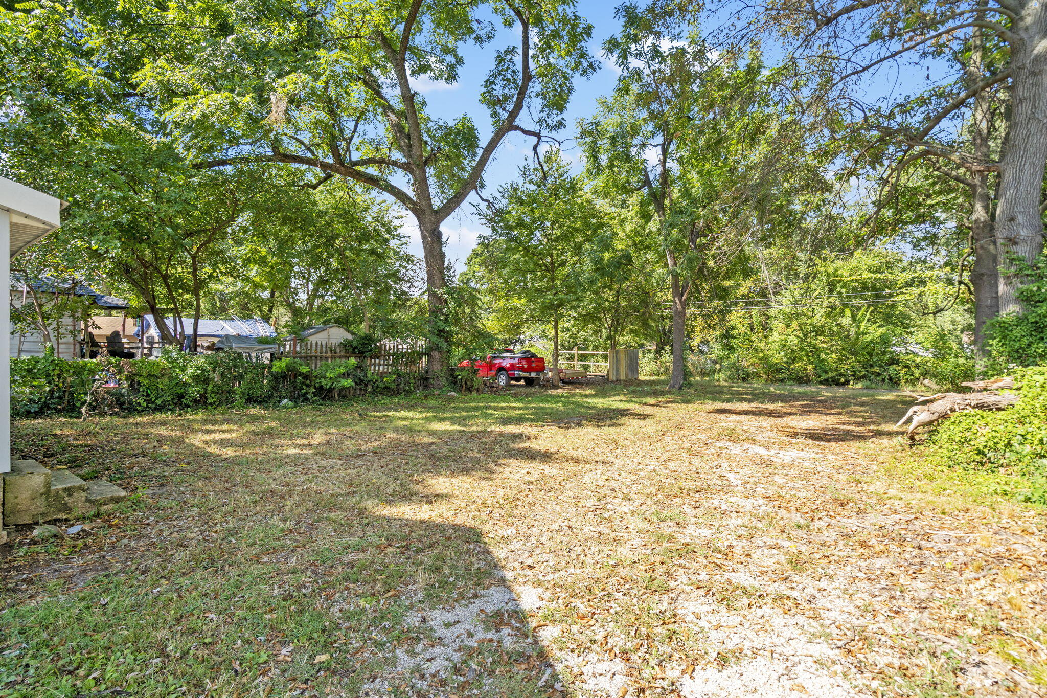 811 West Nichols Street Property Photo 20