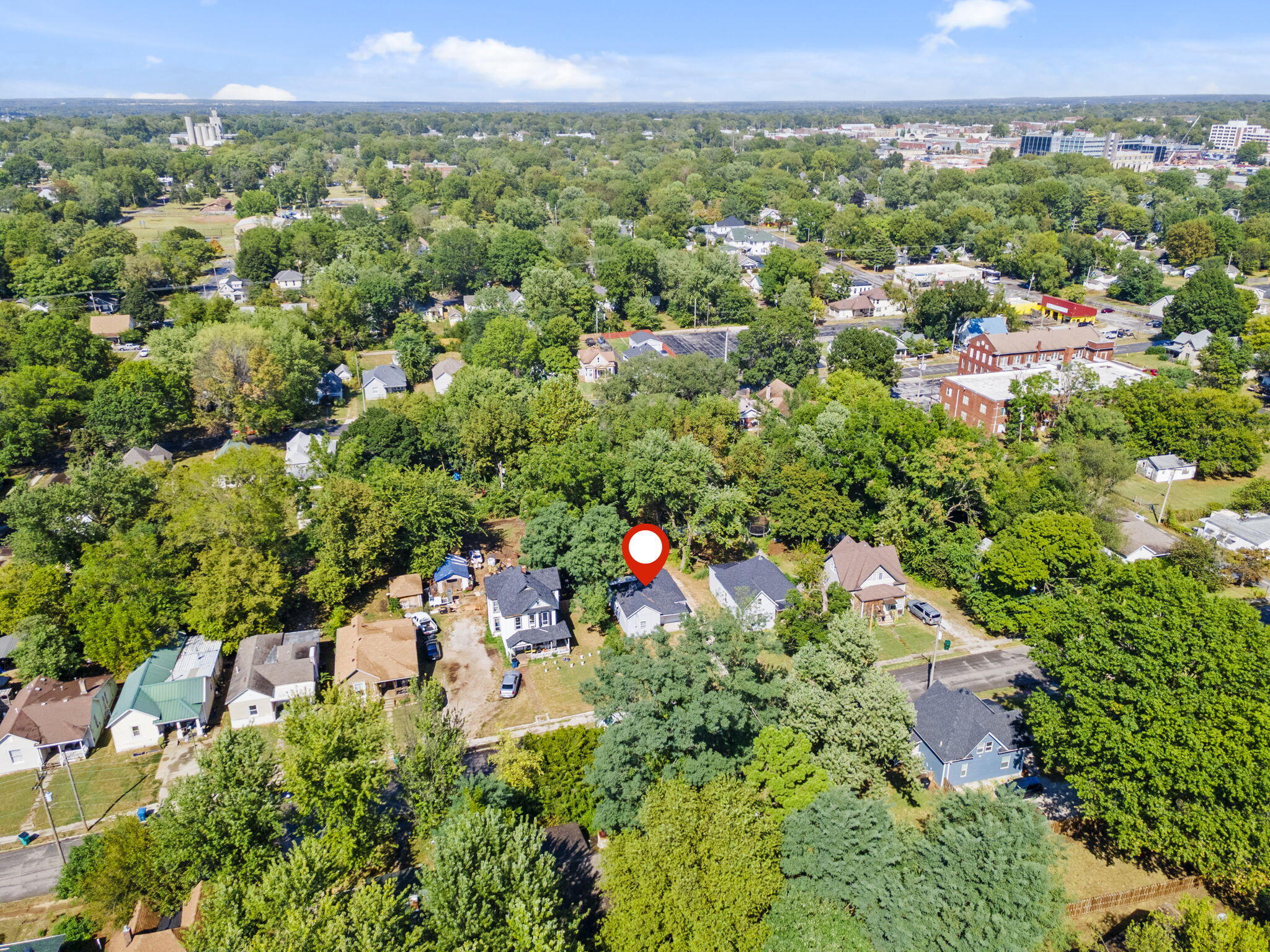 811 West Nichols Street Property Photo 26