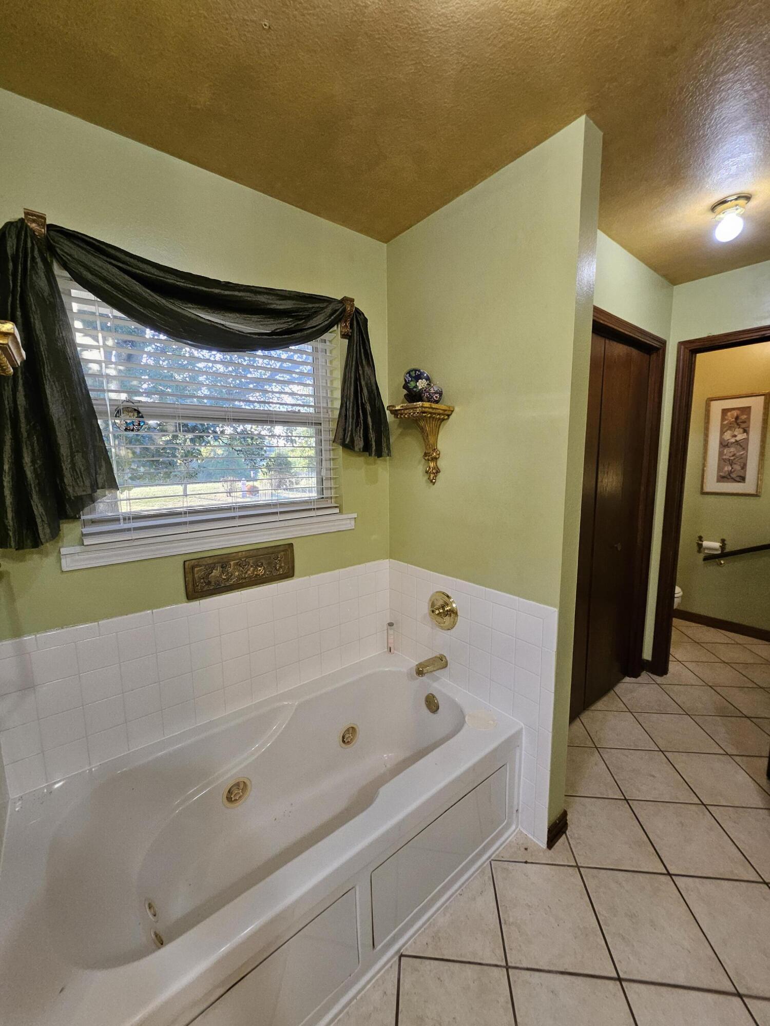 4353 Lawrence 2220 Property Photo 27