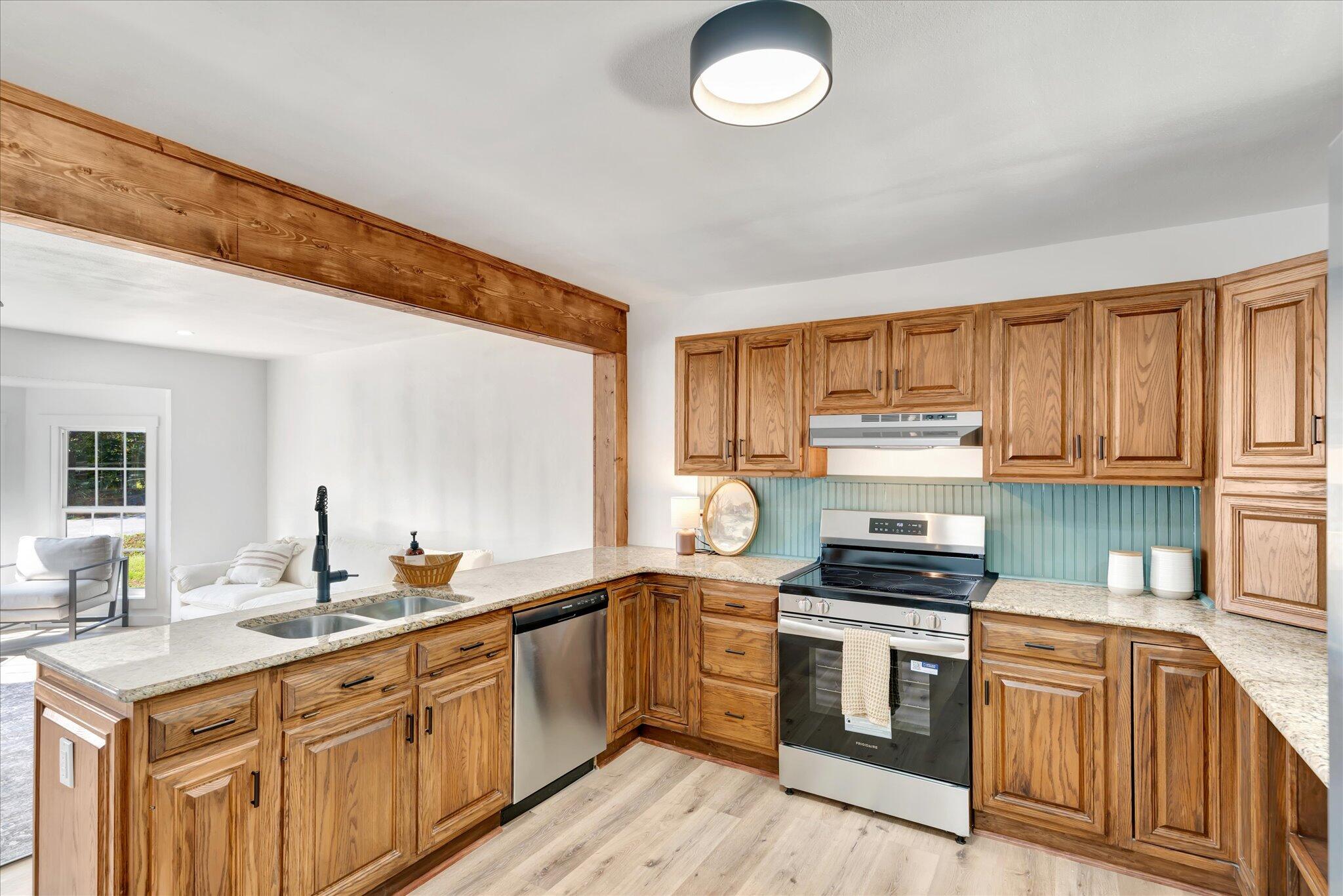 315 West Skyline Drive Property Photo 13