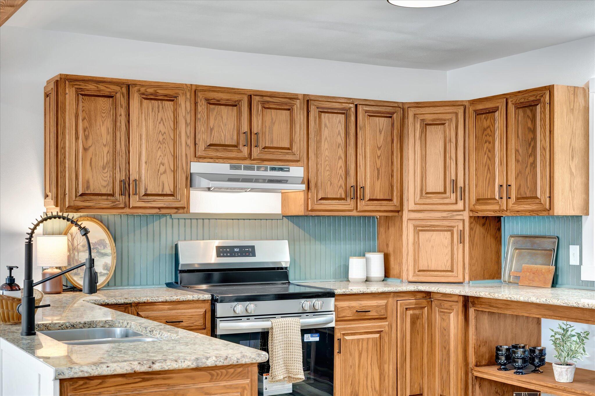 315 West Skyline Drive Property Photo 18
