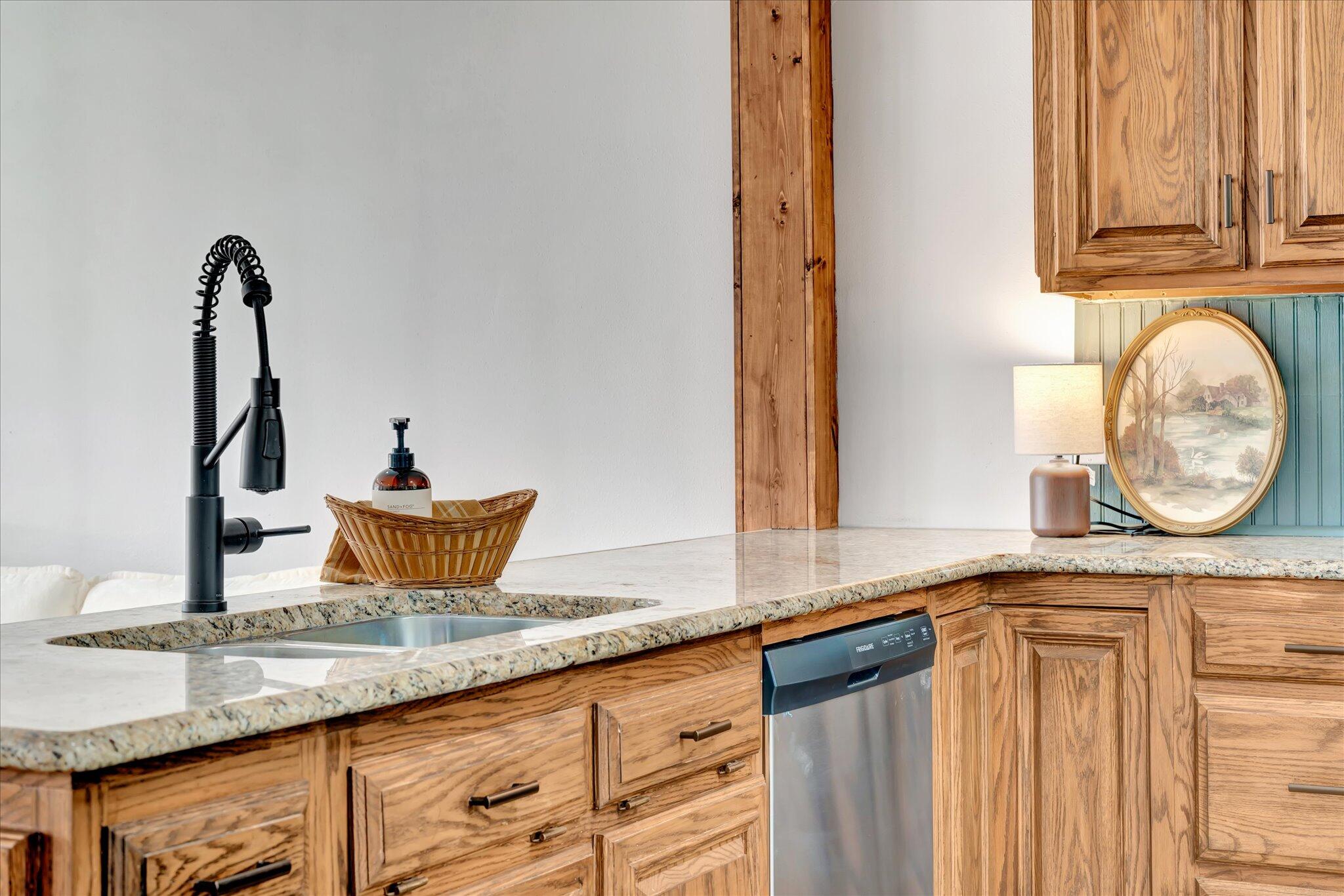 315 West Skyline Drive Property Photo 19