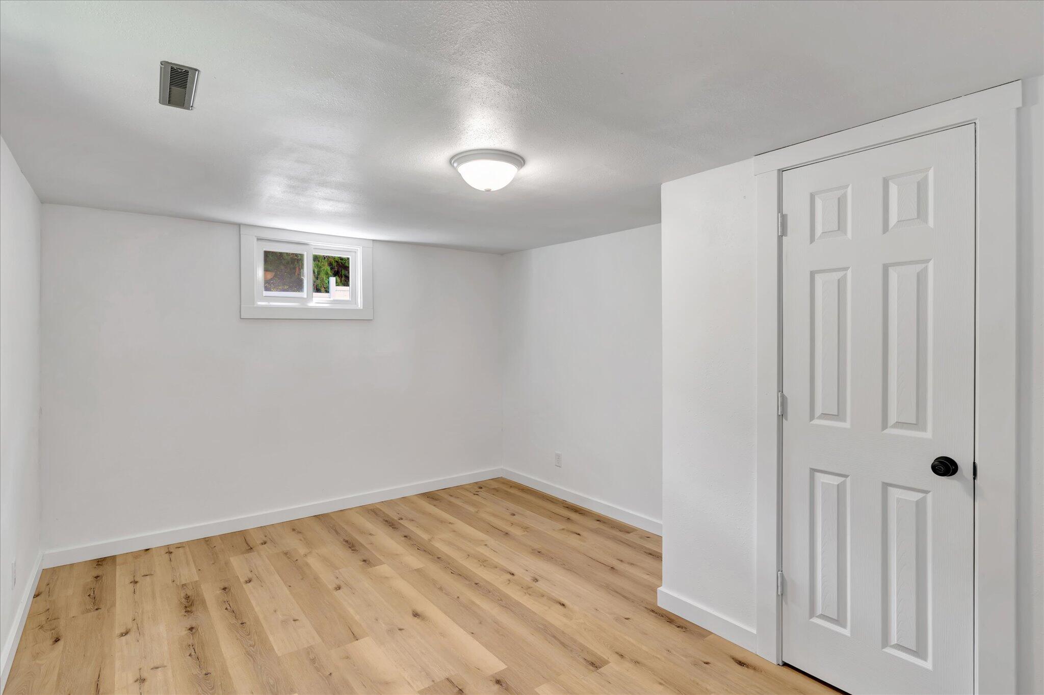 315 West Skyline Drive Property Photo 37