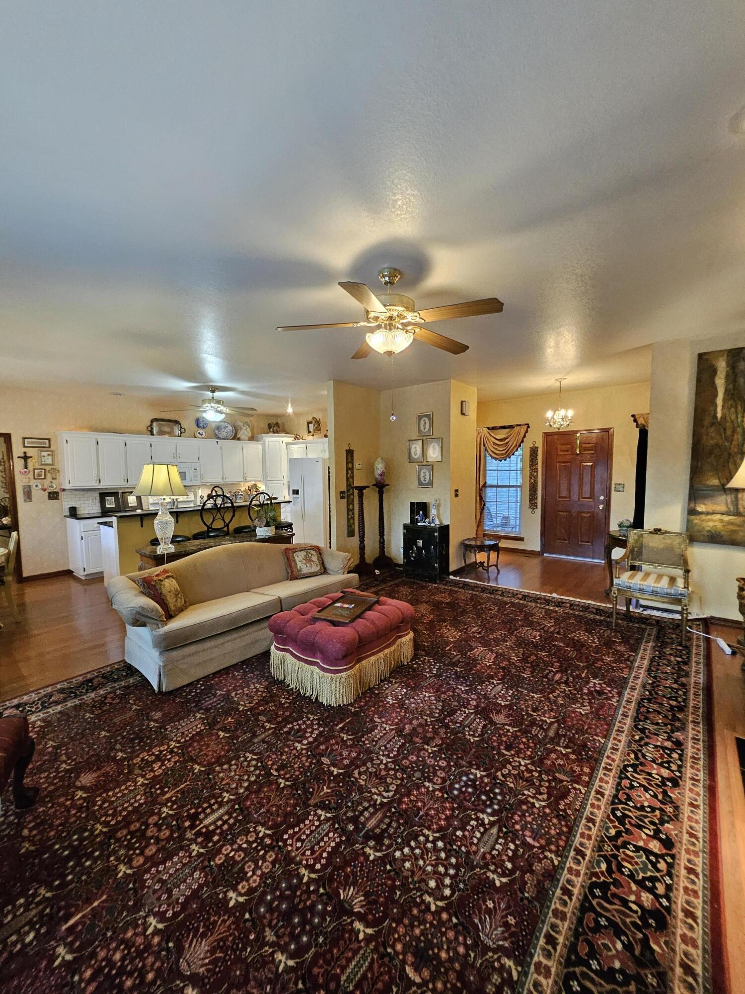 4353 Lawrence 2220 Property Photo 9